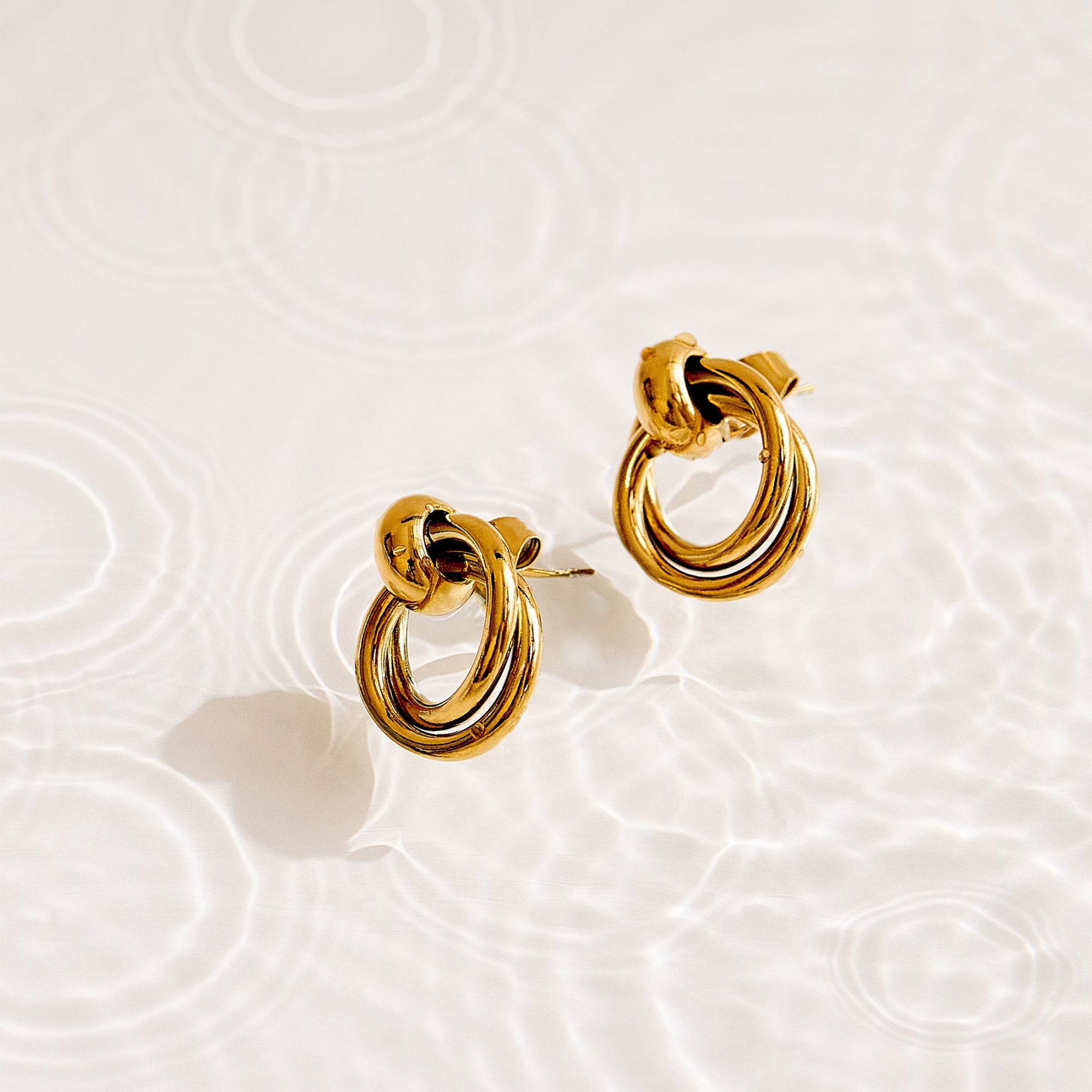 San Francisco – Chic Comfort Earrings