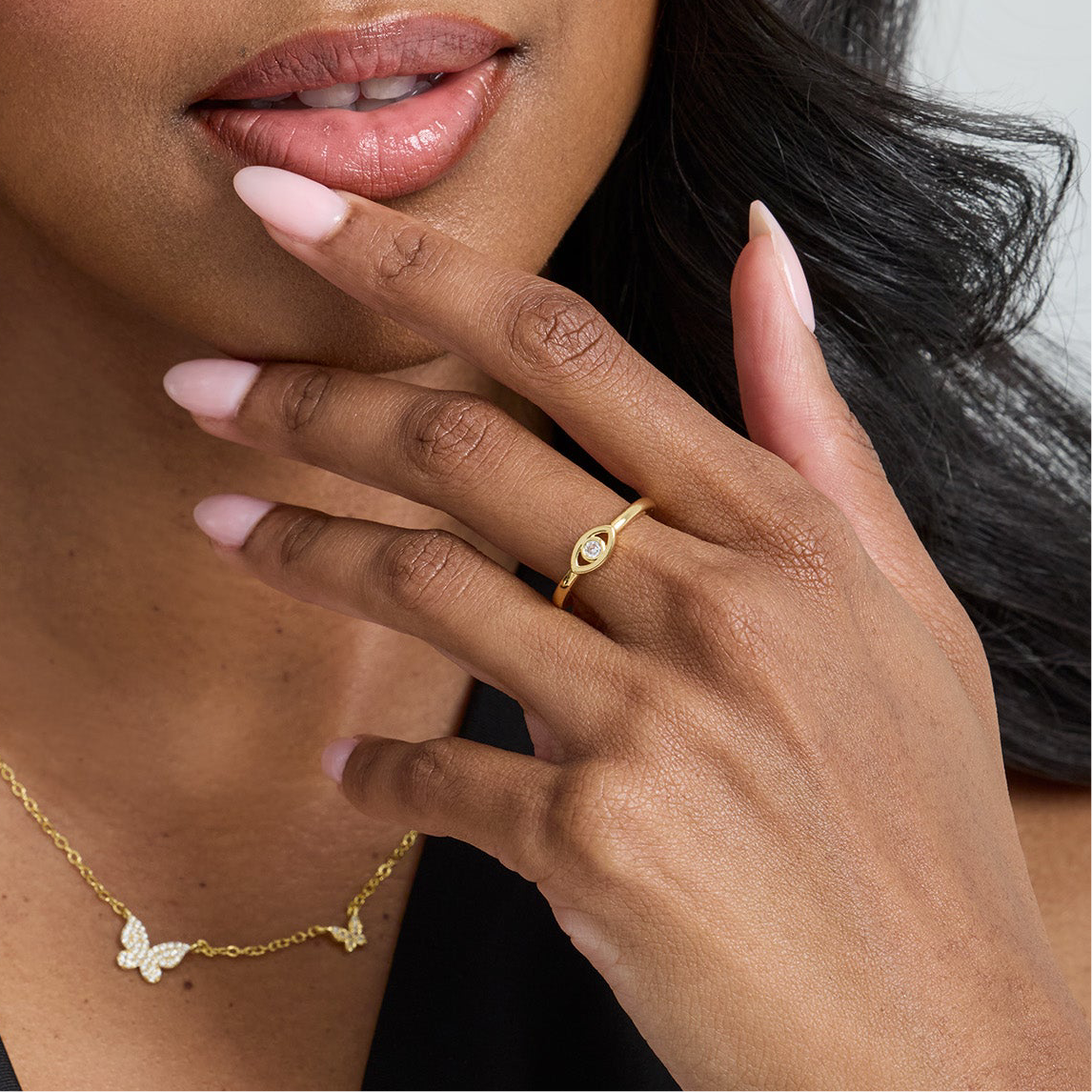 Radiant Allure – Luxe Statement Ring