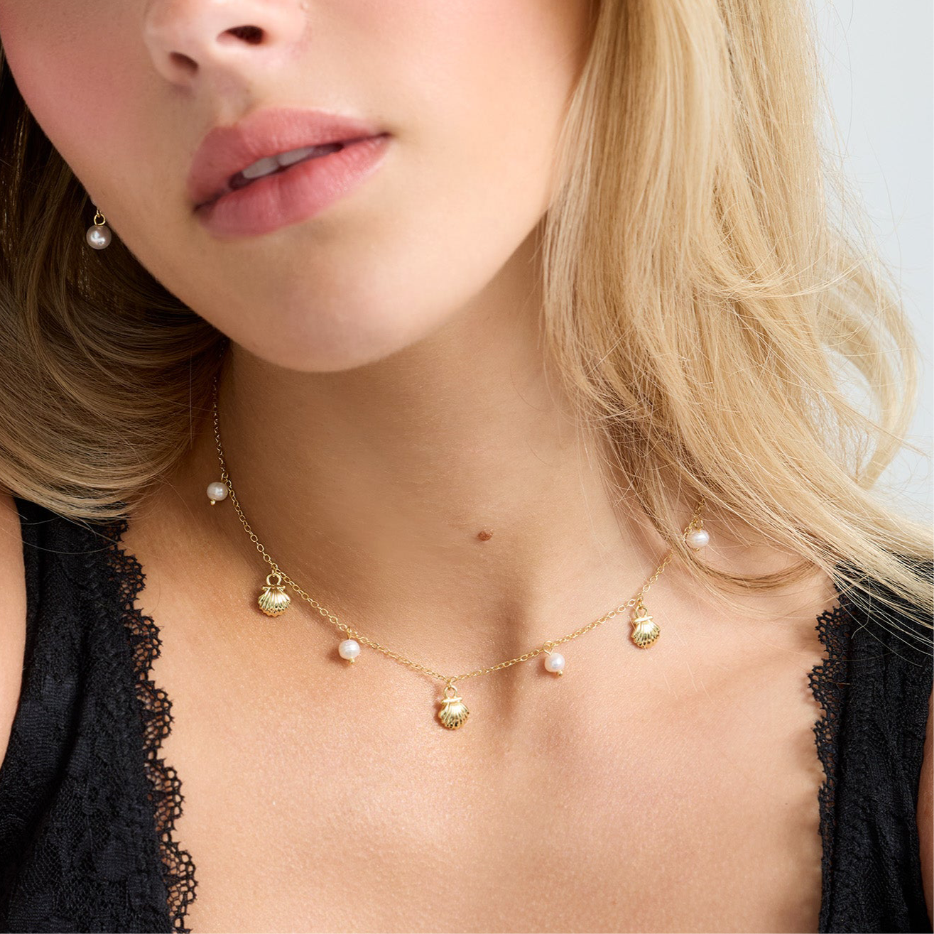 Costa Rica – Exquisite Charm Necklace