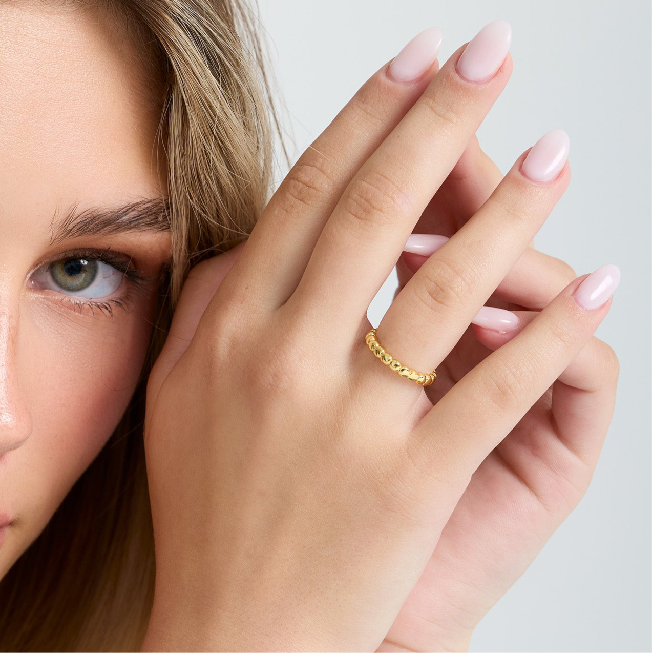 Celeste – Chic Dotted Ring