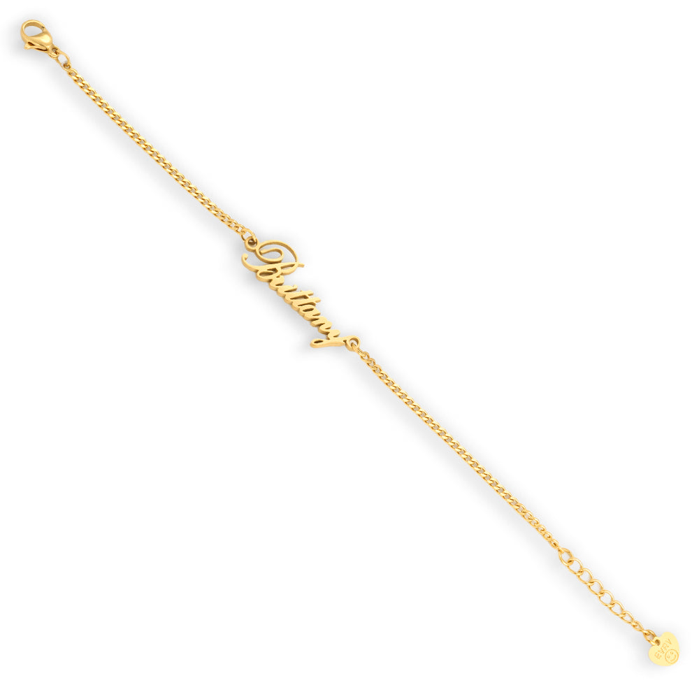 Signature Elegance – Personalized Curb Bracelet