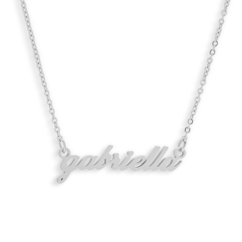 Chic Charm – Personalized Nameplate Necklace