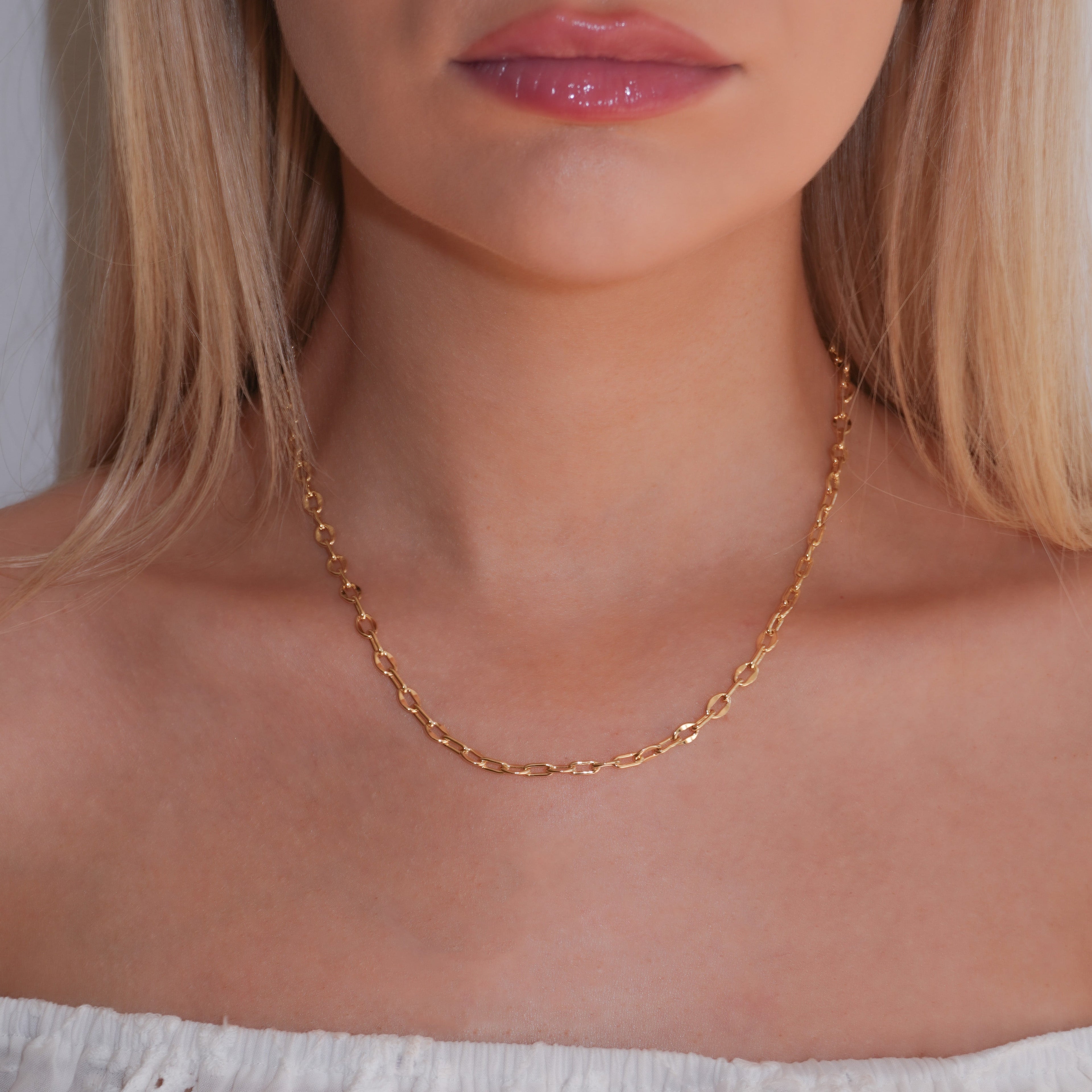 Arlo – Timeless Elegance in Adornment