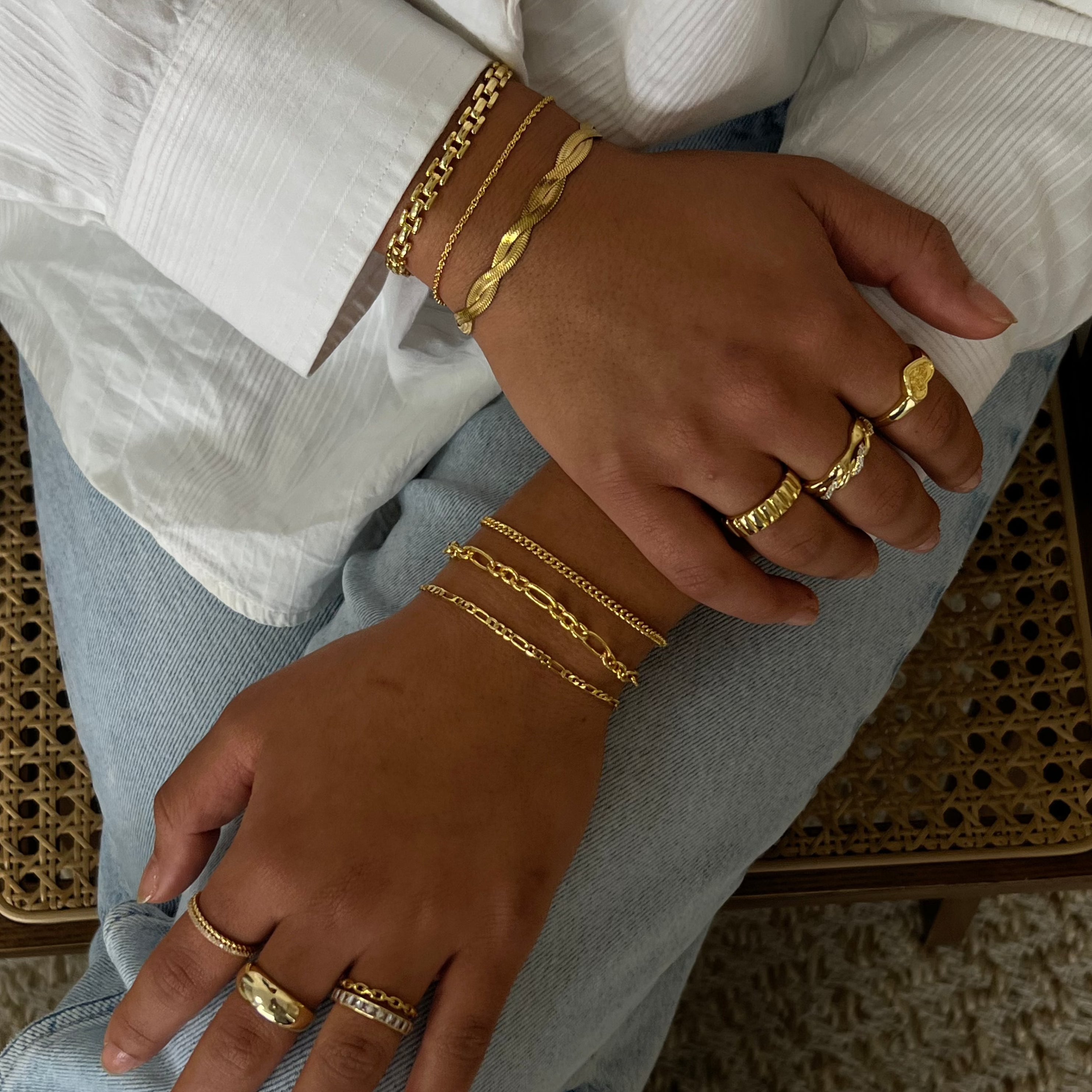 Celestial Charm – Angelic Bracelet Bliss