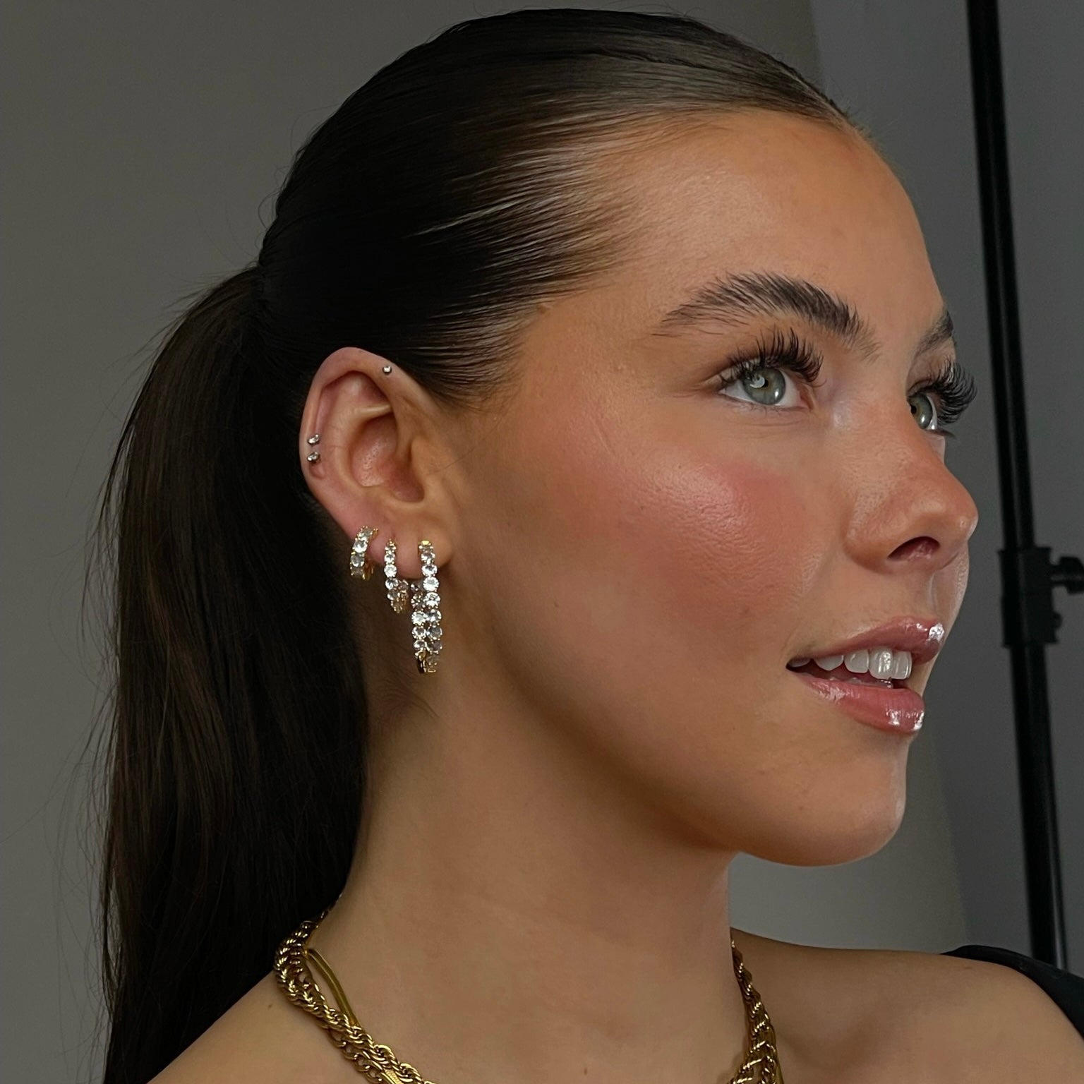 Celeste – Chic Frosted Elegance