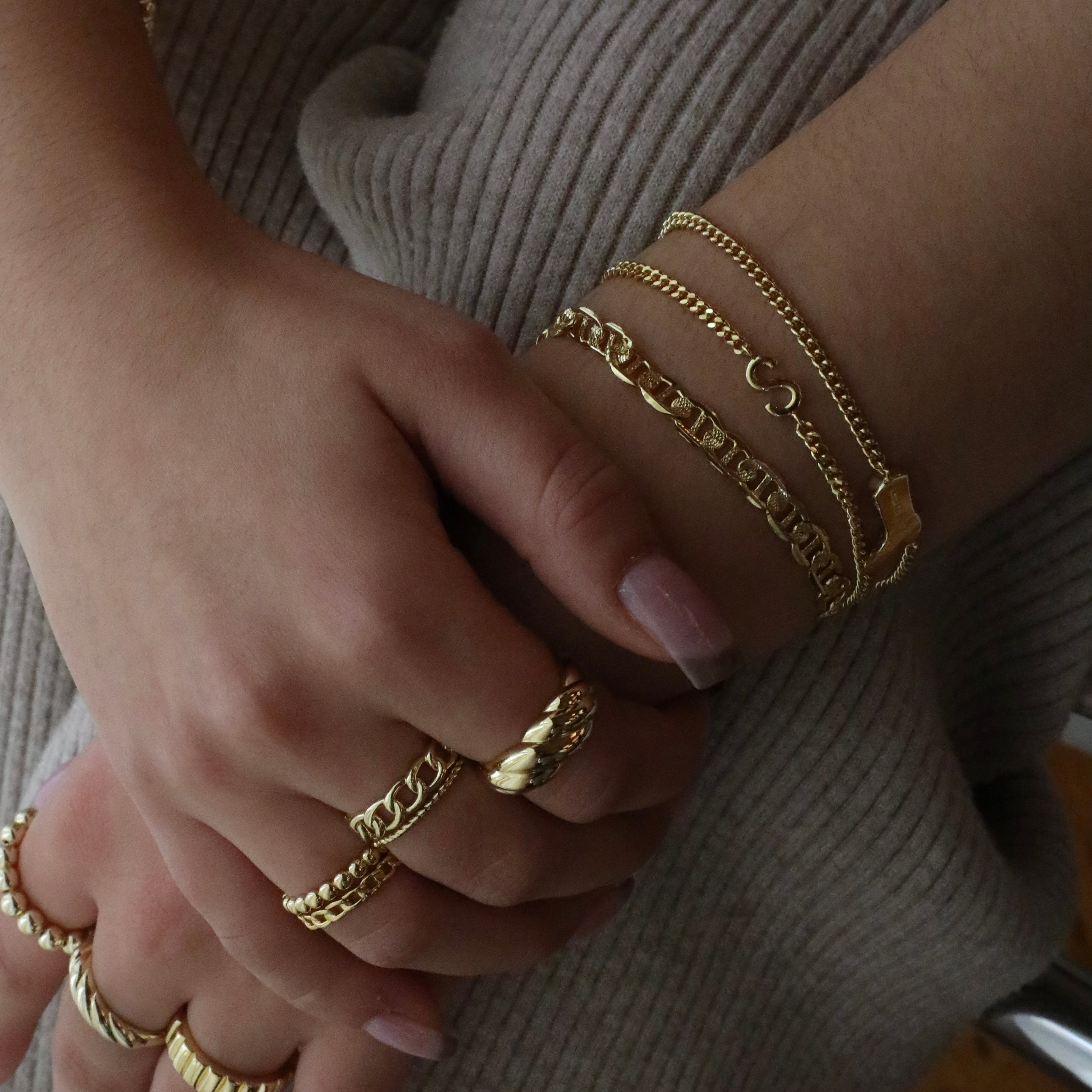 Bad B – Luxe Comfort Ring