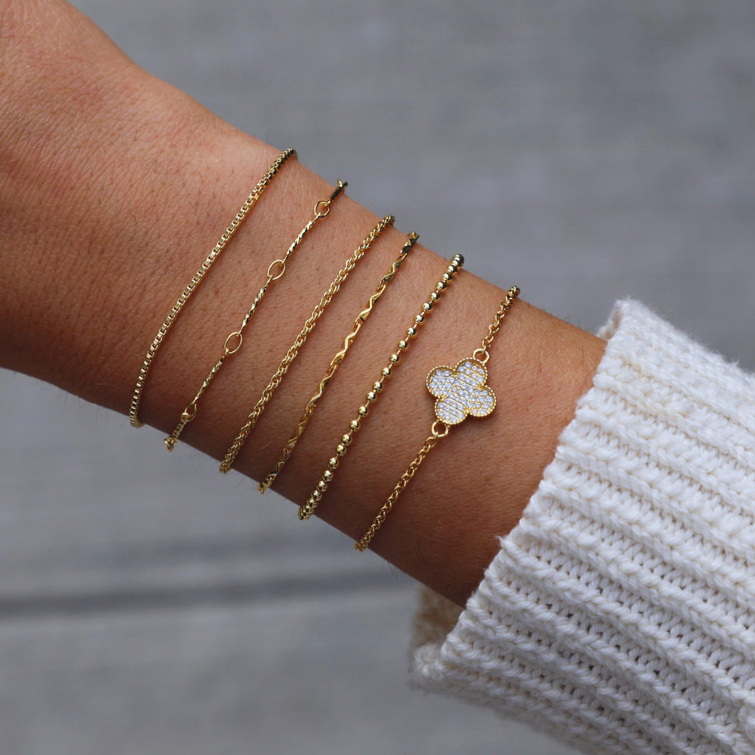 Bar Chain Bracelet – Timeless Luxe Comfort