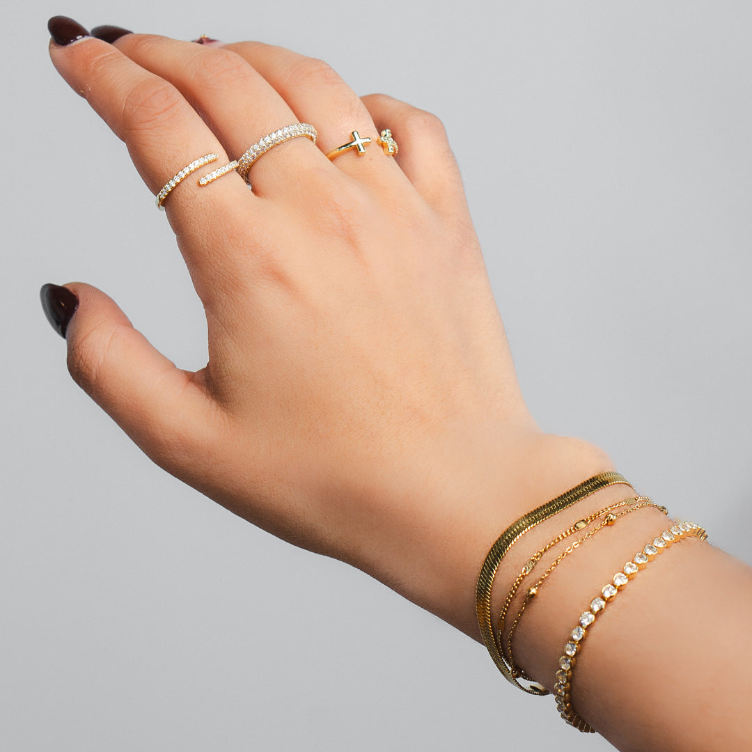 Unity Bracelet – Timeless Elegance Redefined