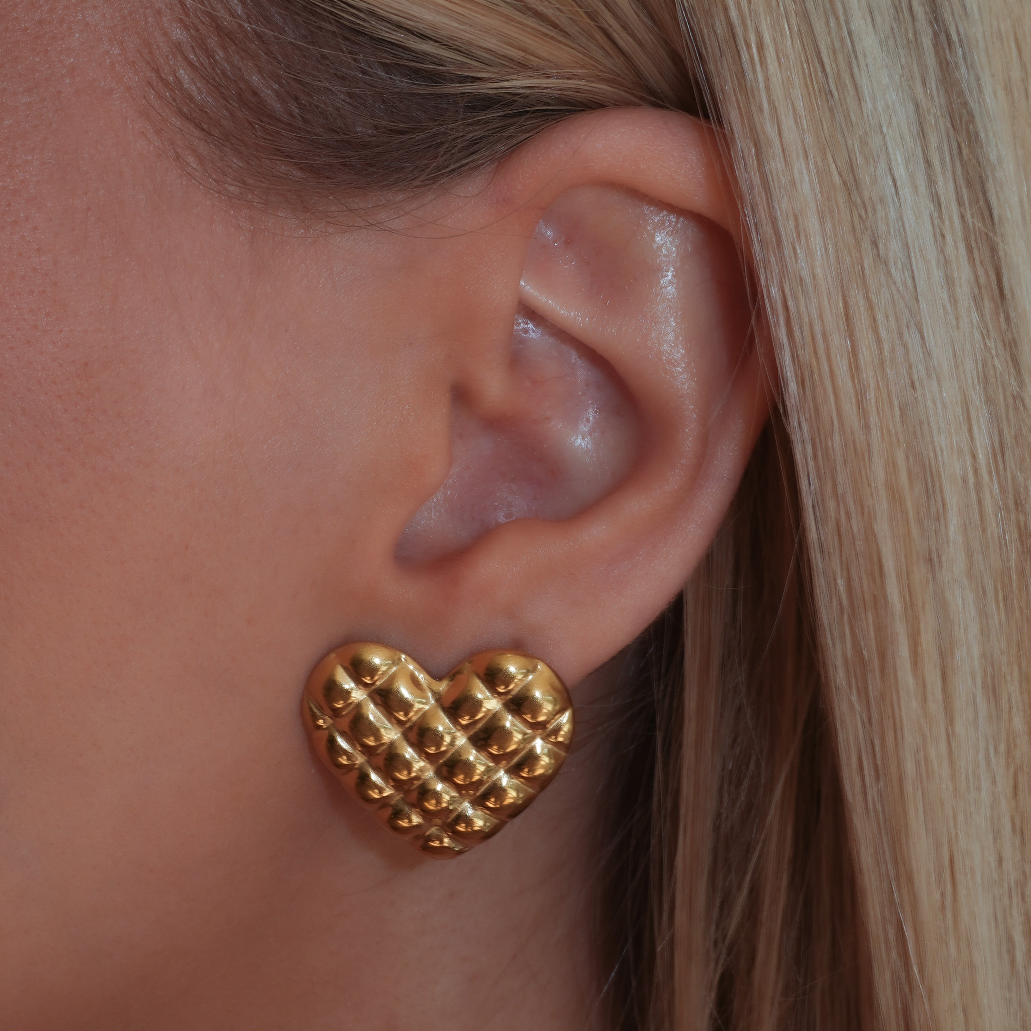 Bound by Love – Luxe Earring Elegance
