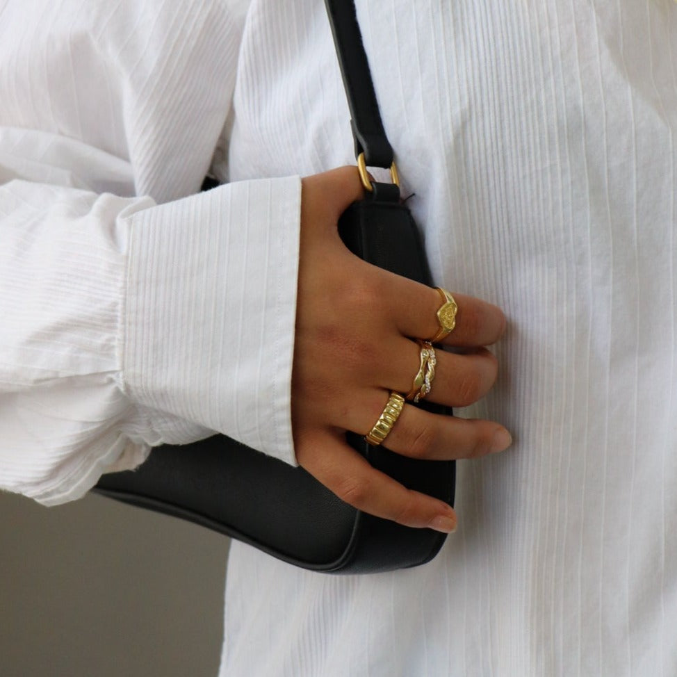 Bricks Ring – Timeless Artisan Luxury