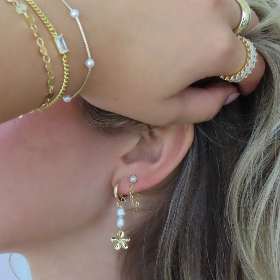 Coastal Charm – Luxe Statement Earrings