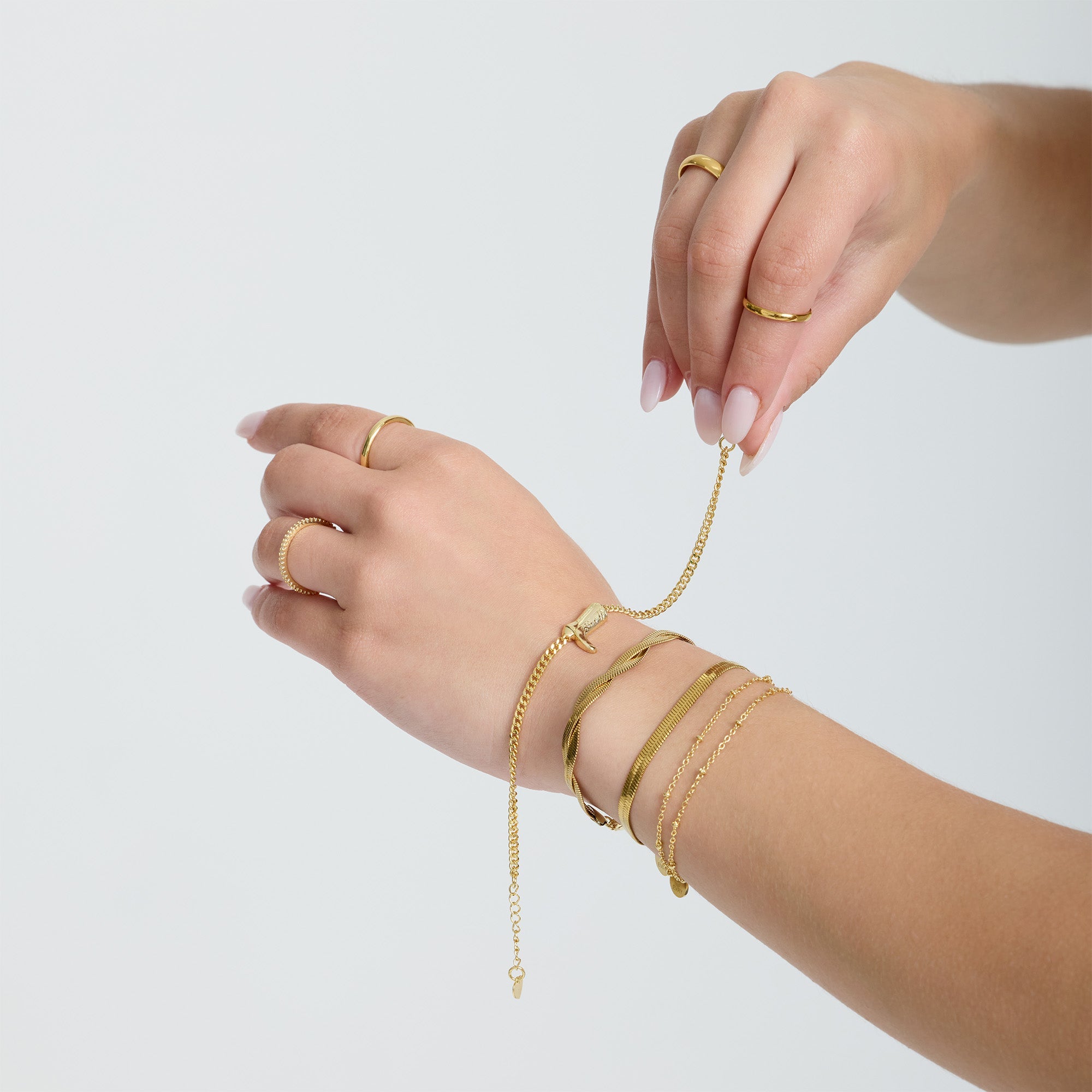 Serpentine Luxe – Radiant Elegance Bracelet