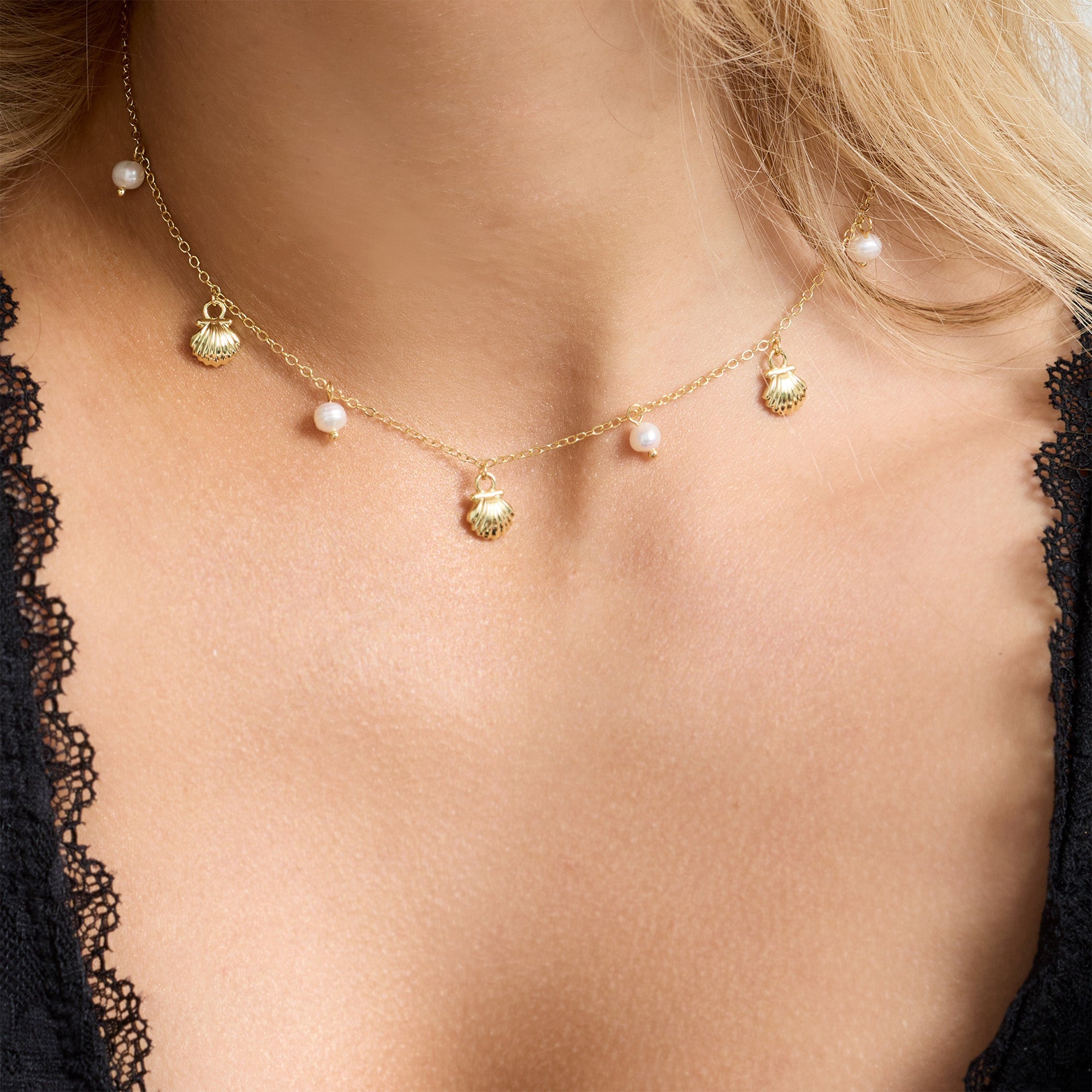 Costa Rica – Exquisite Charm Necklace