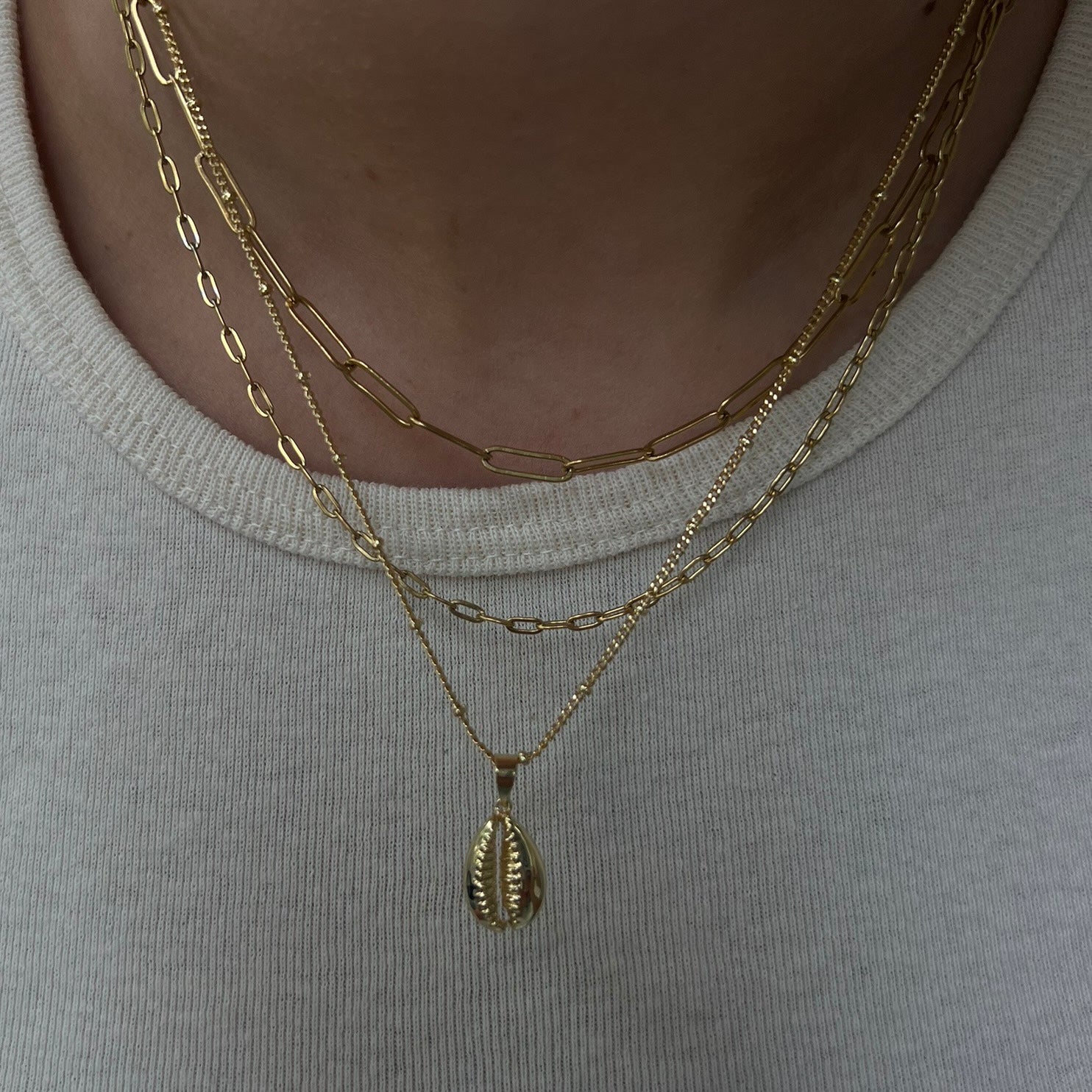 Cowrie Charm – Coastal Elegance Redefined