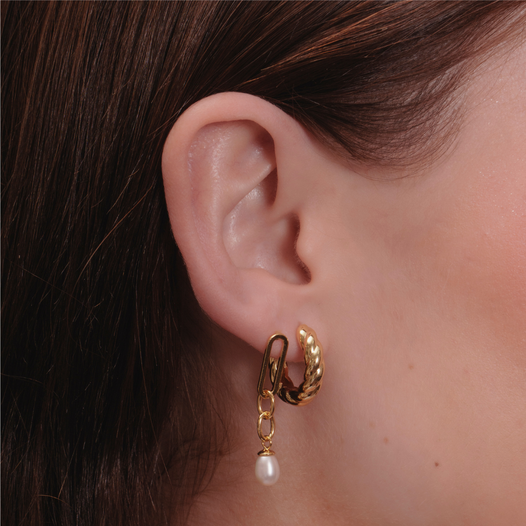Croissant Charm – Effortless Elegance