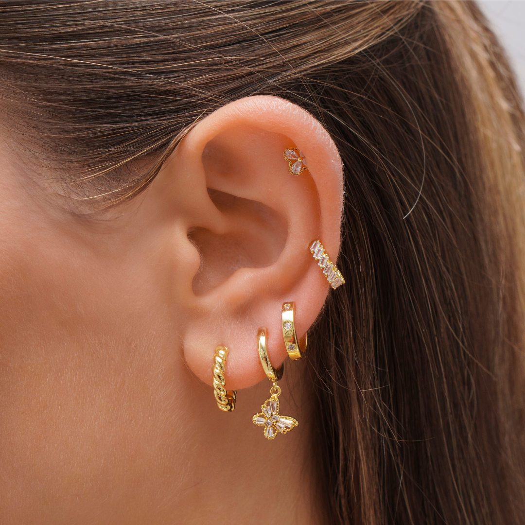 Croissant Charm – Effortless Elegance