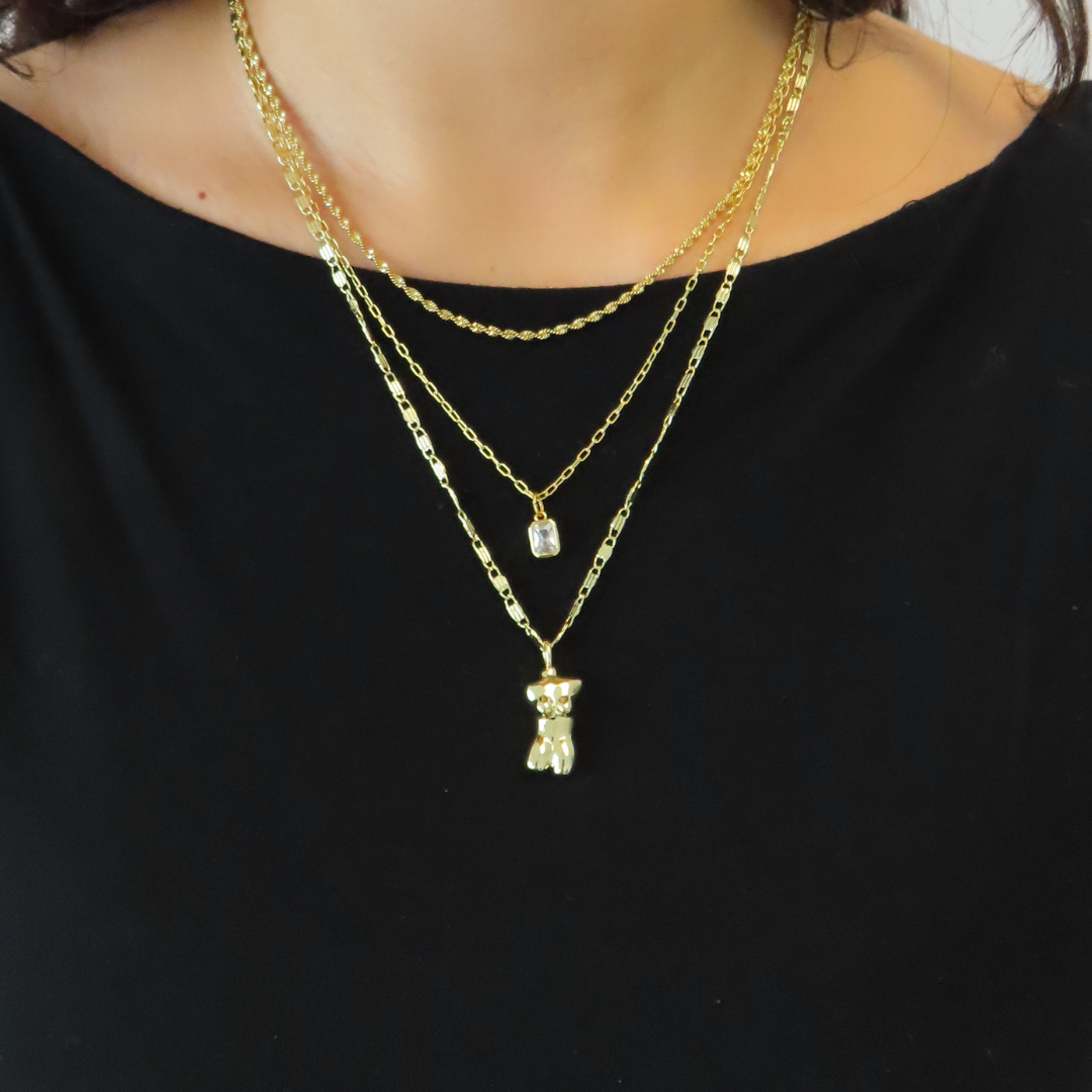 Celestial Grace – Exquisite Feminine Pendant