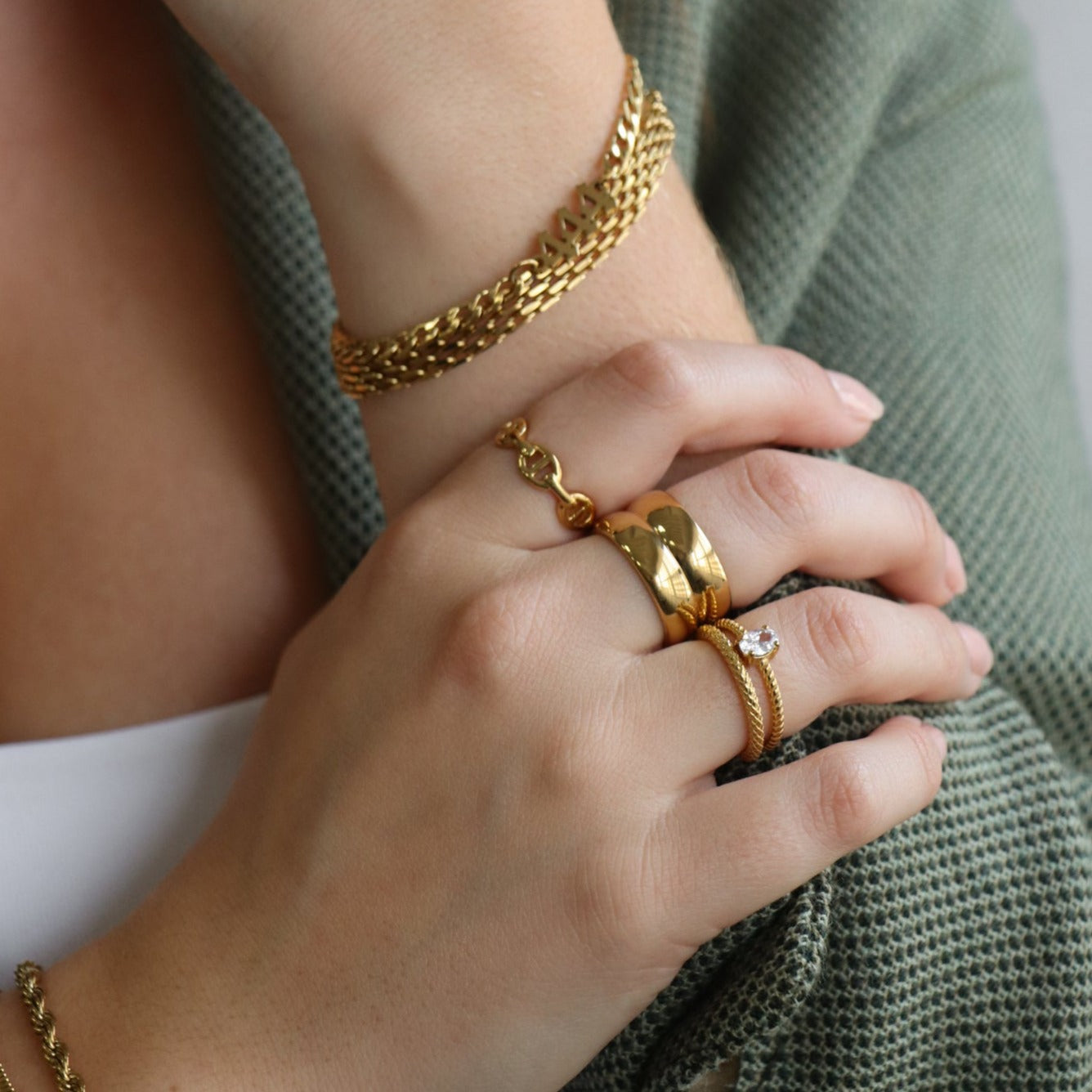 Dolce Ring – Timeless Elegance Redefined