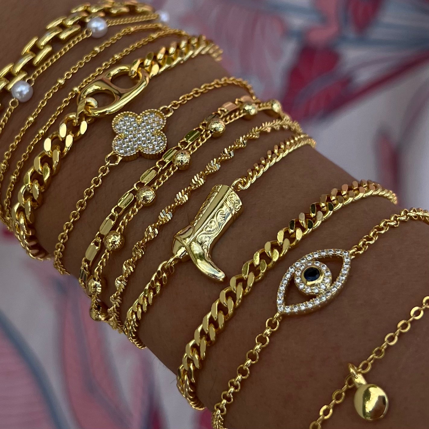 Twist & Shine - Luxe Bracelet