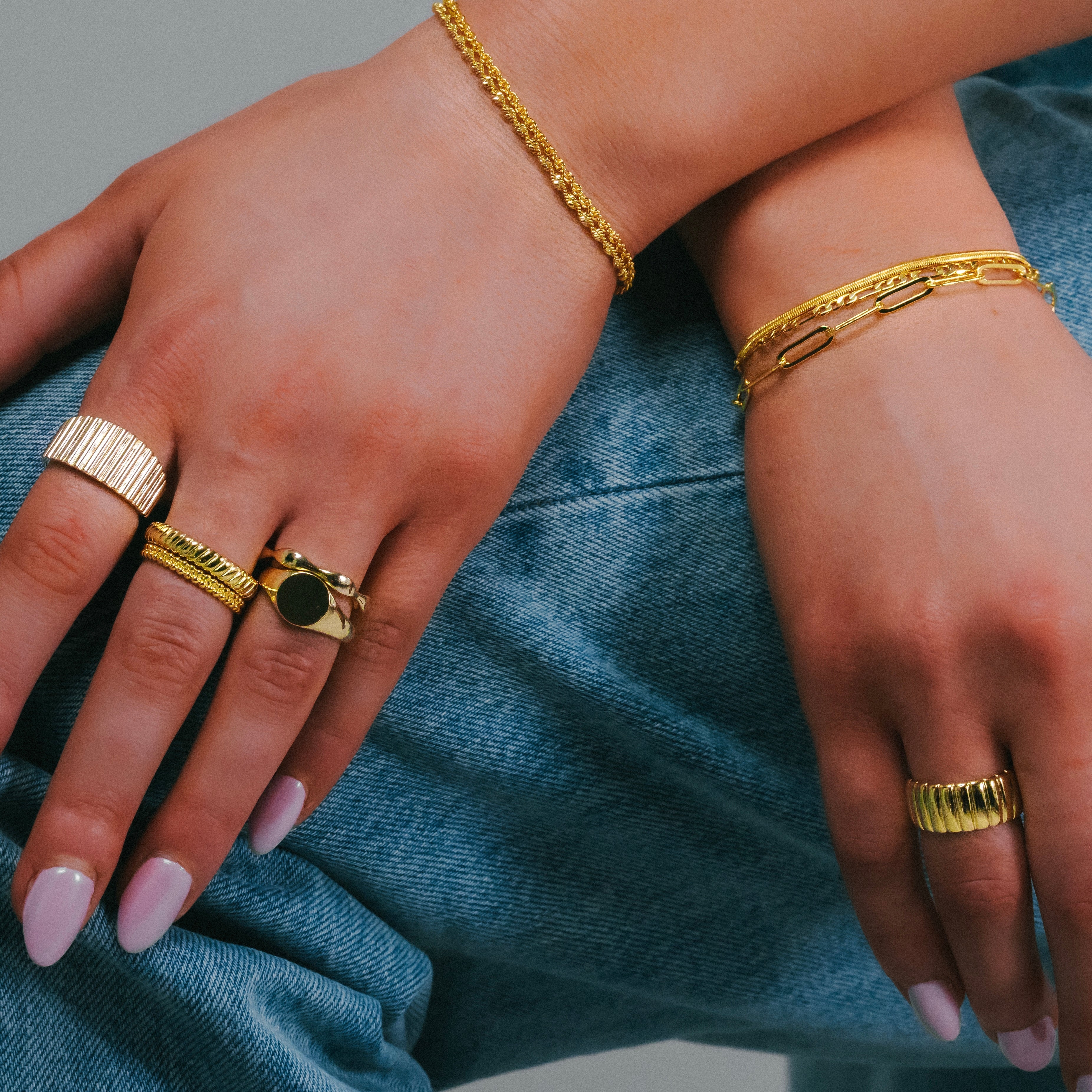 Twist & Shine - Luxe Bracelet