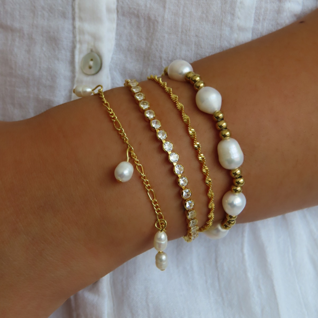 Twist & Shine - Luxe Bracelet