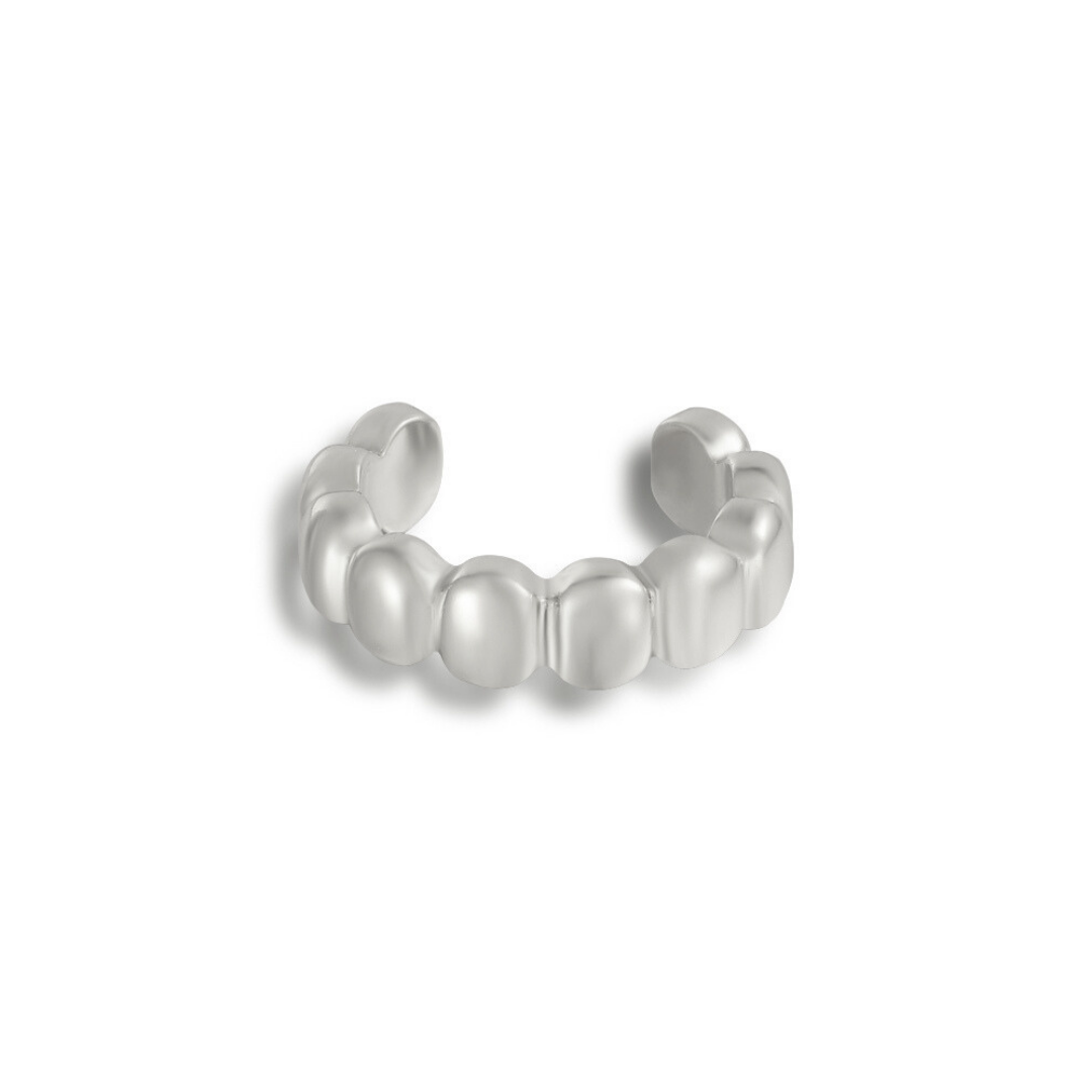 Celeste – Chic Dotted Ear Cuff