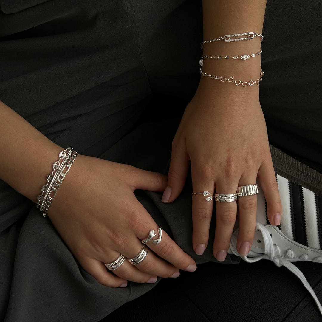 Duet Ring – Timeless Elegance Redefined