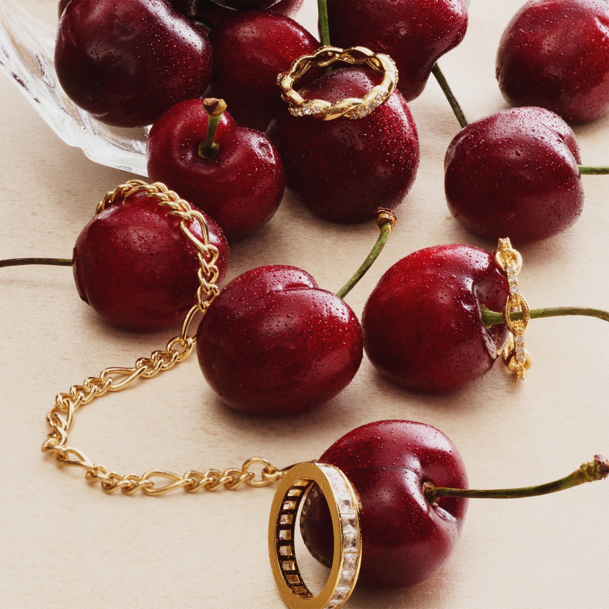 Regal Charm – Exquisite Princess Ring
