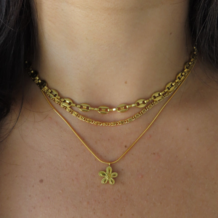Espresso Elegance – Timeless Pendant Charm