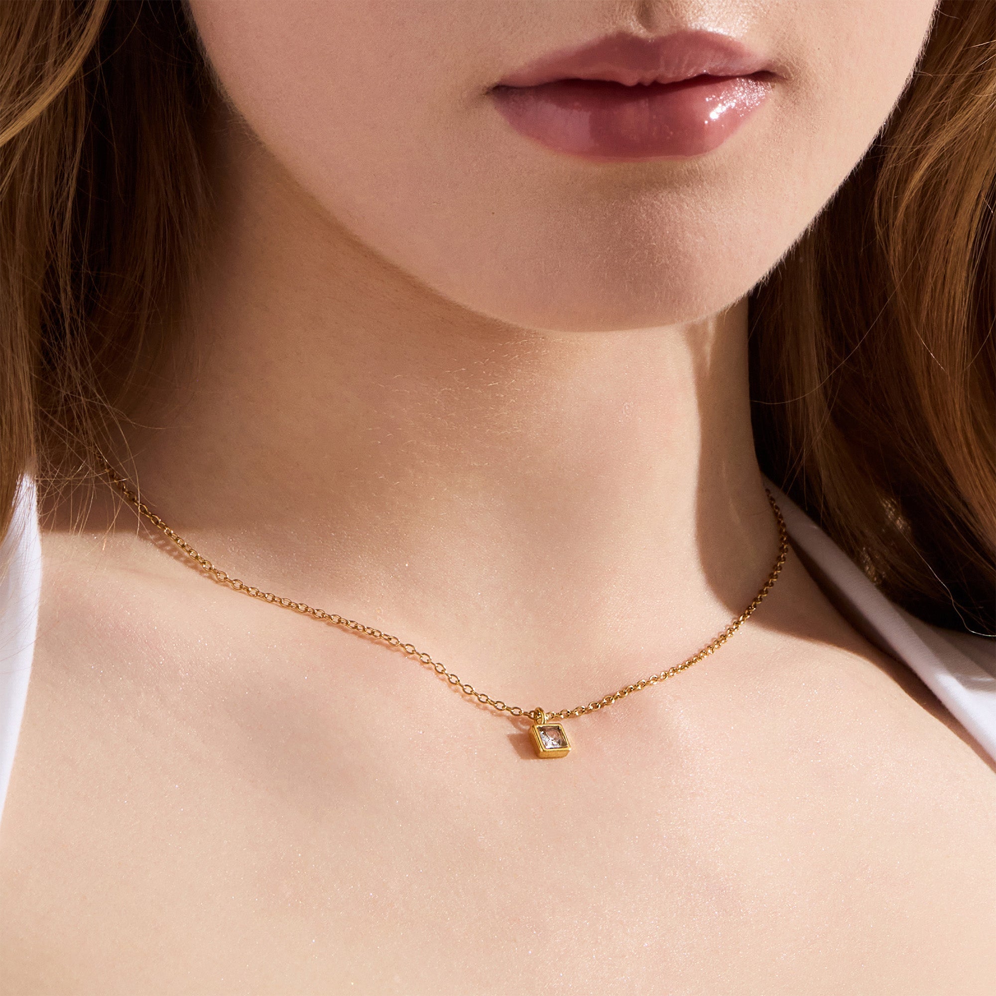 Faye – Luxe Birthstone Elegance