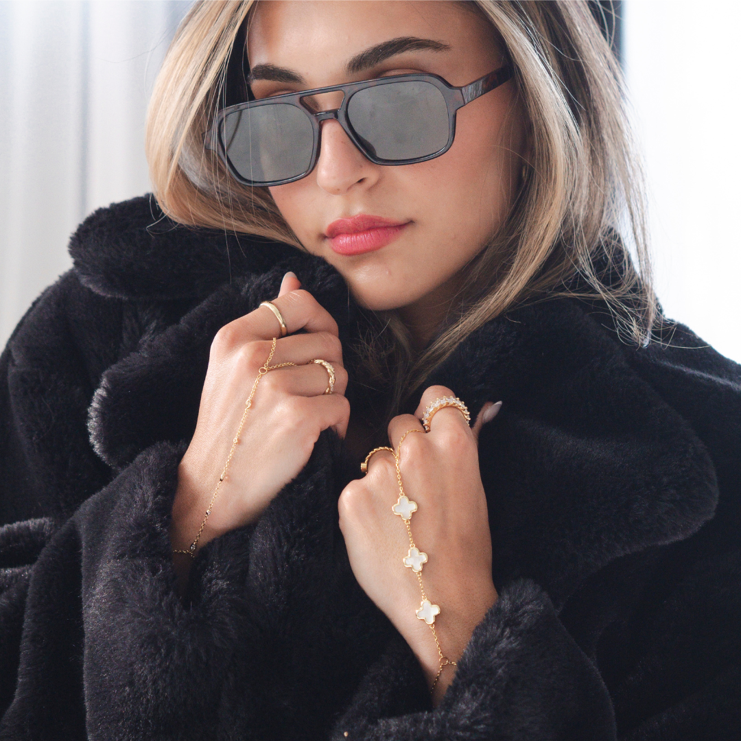 Fortuna – Luxe Hand Chain Delight