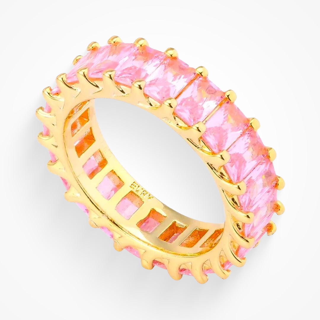 Radiant Aura – Luxe Statement Ring