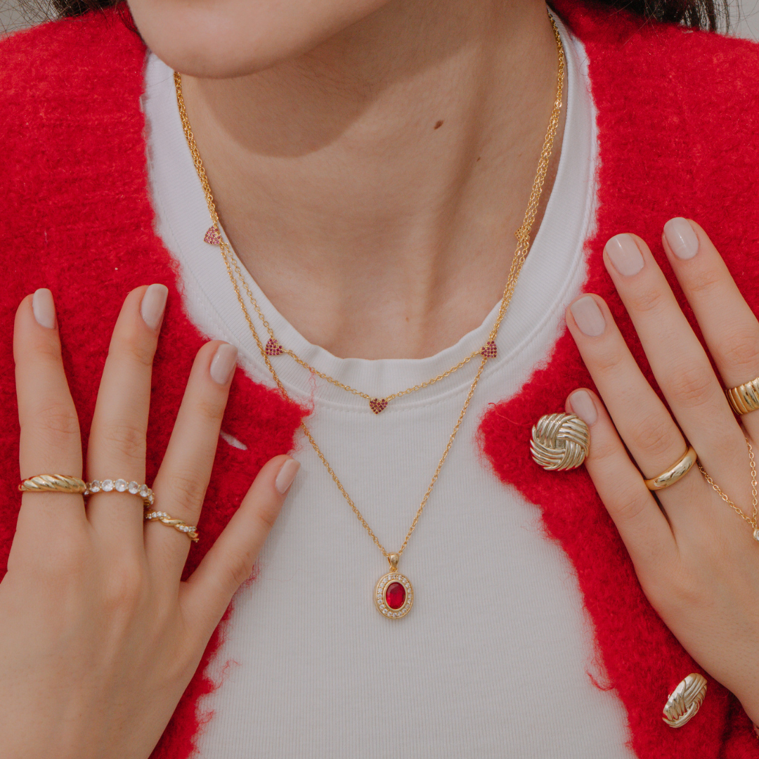 Amour – Embrace Your Elegance