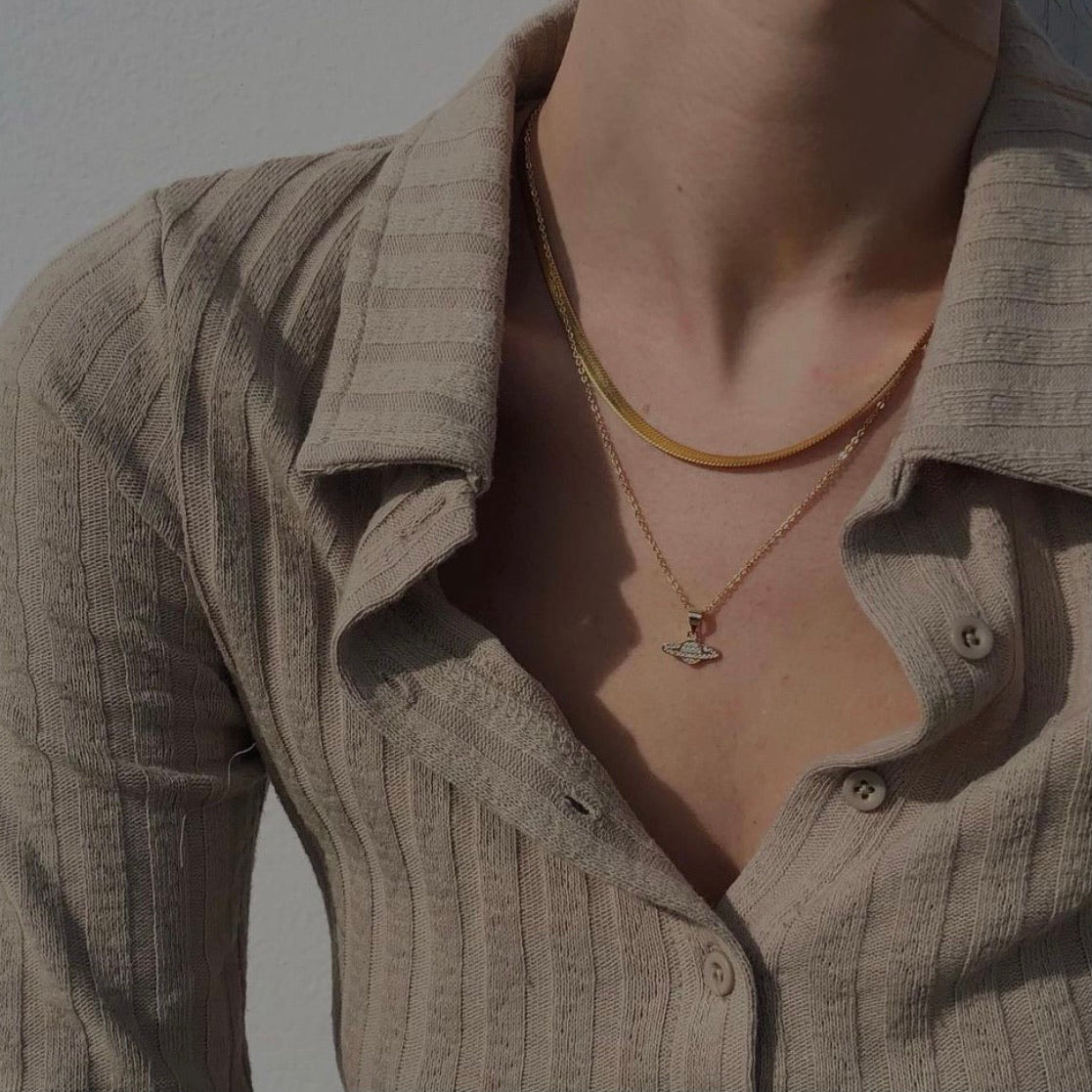 Celestial Charm – Luxe Galaxy Necklace
