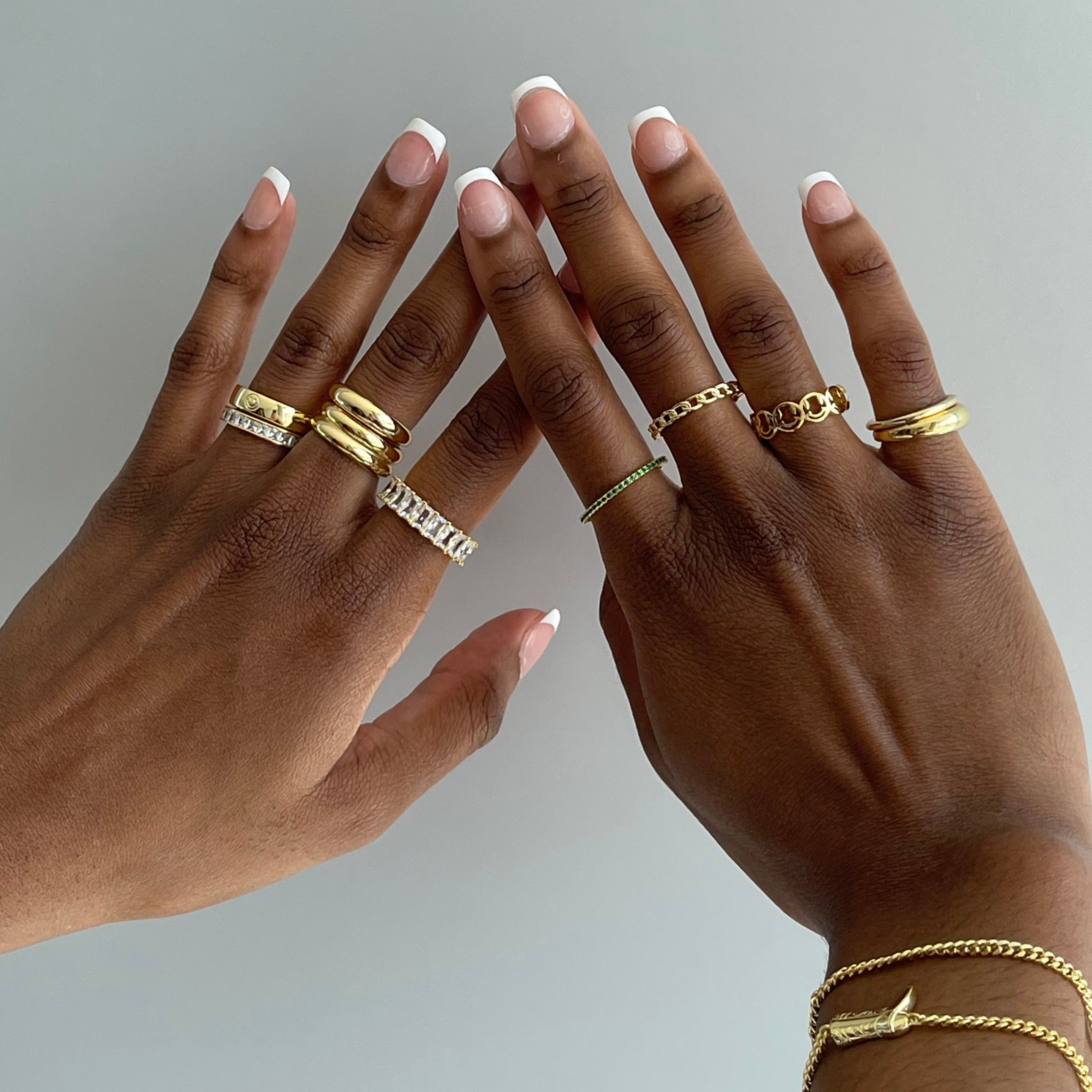 Joyful Radiance – Luxe Comfort Ring