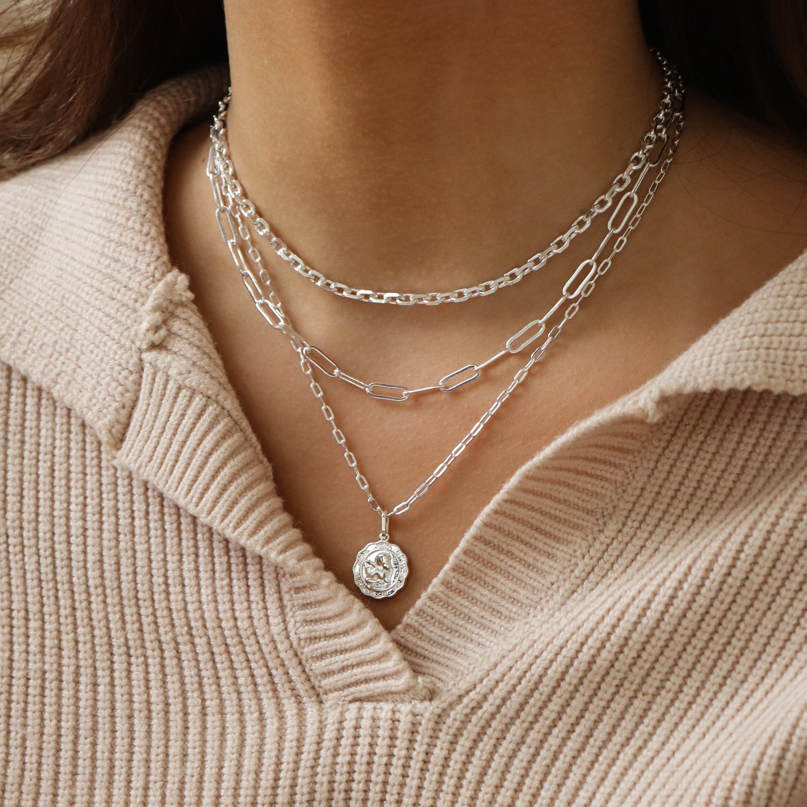 Celestial Charm – Exquisite Elegance Necklace