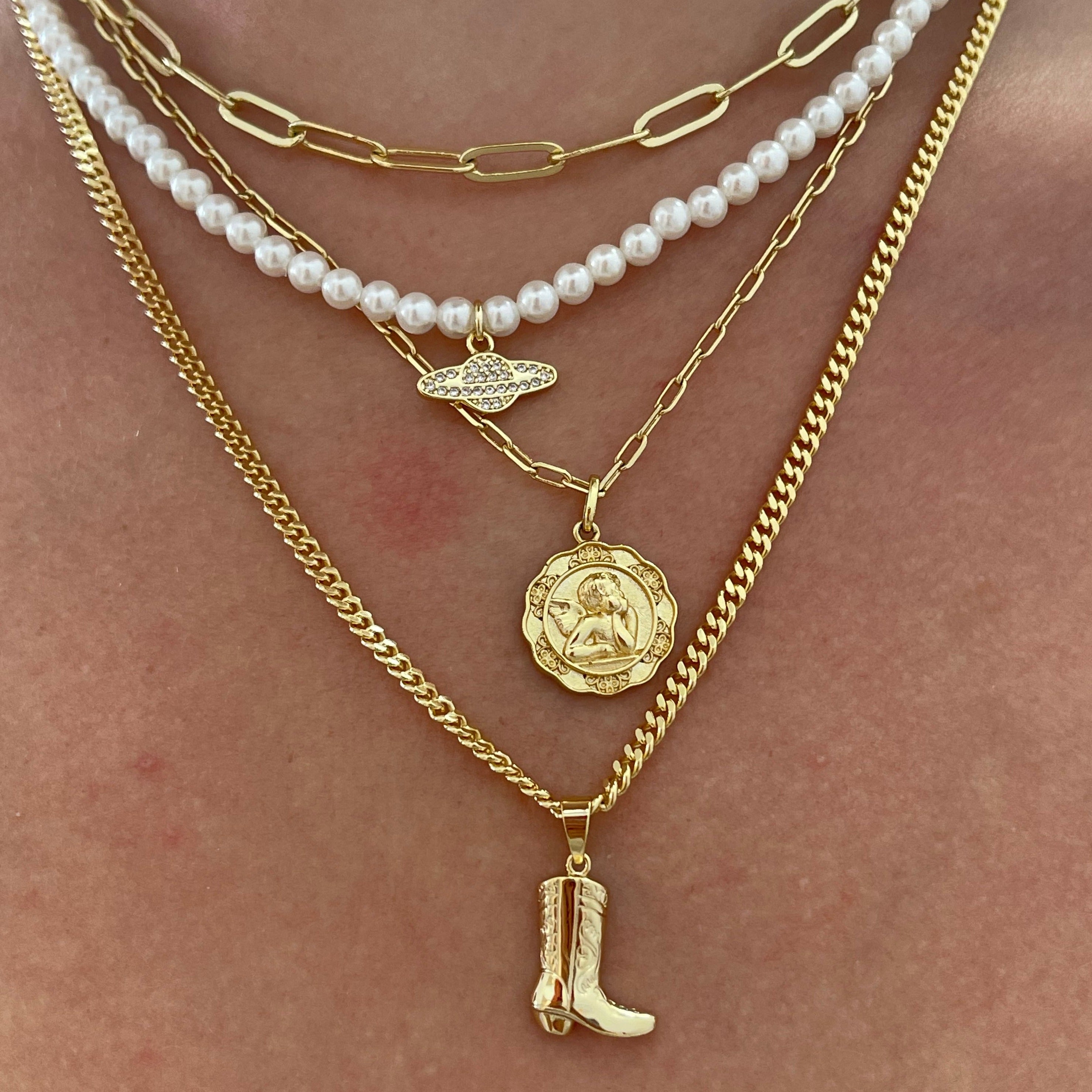 Celestial Charm – Exquisite Elegance Necklace