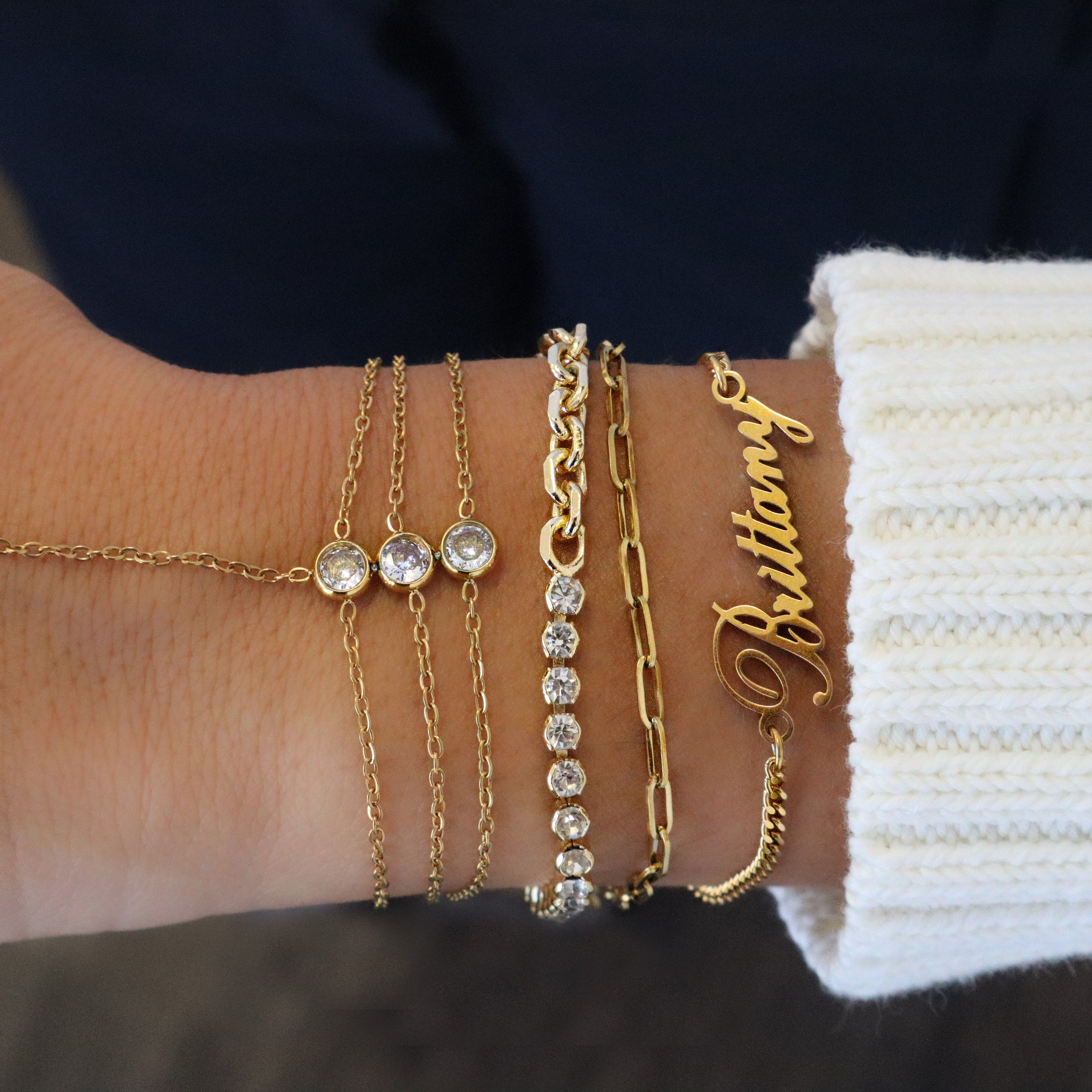 Signature Elegance – Personalized Curb Bracelet