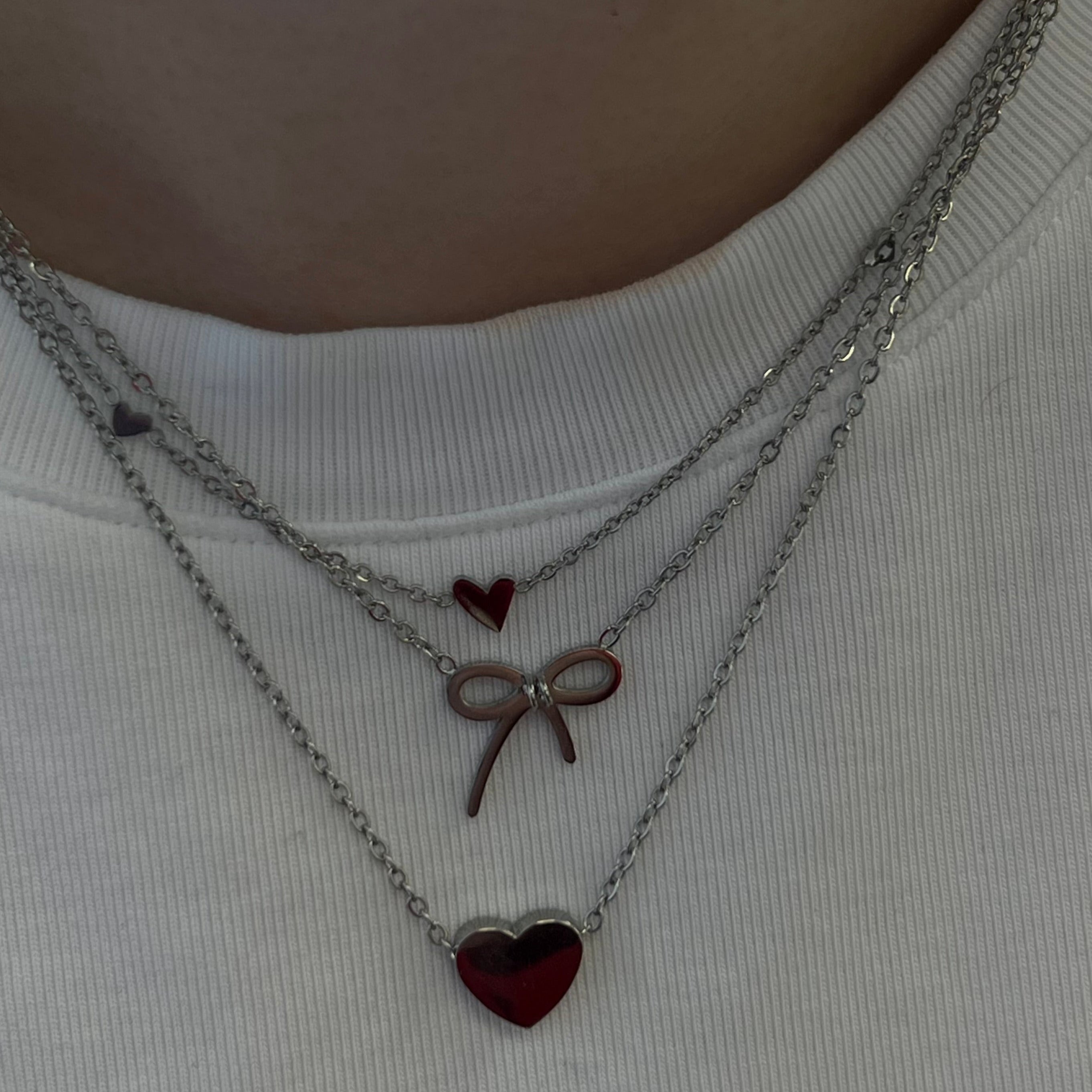 Charming Elegance – The Adorable Necklace