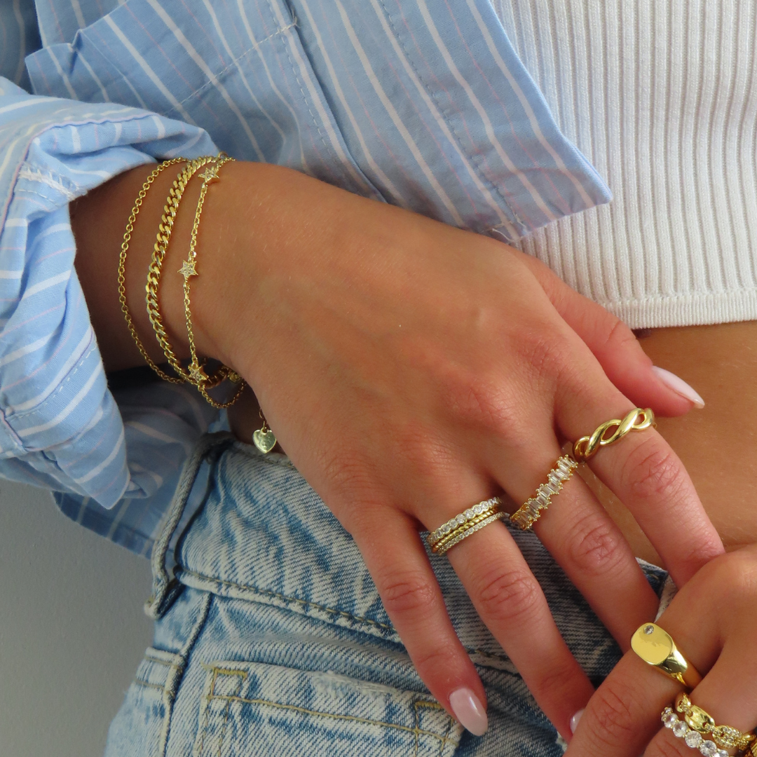 Celestial Charm – Luxe Bracelet Design