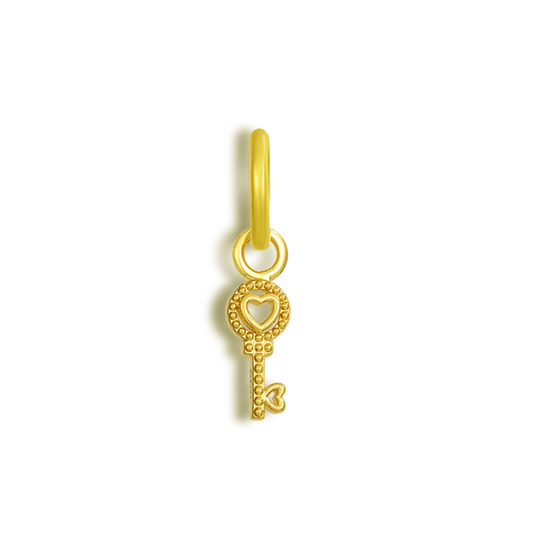 Heartfelt Charm – Timeless Elegance