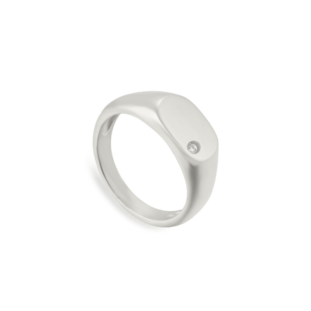 Legacy Ring – Timeless Elegance Redefined