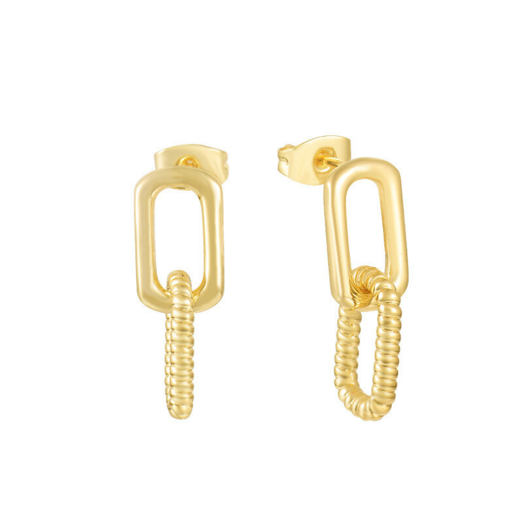 Link Luxe – Effortless Elegance Earrings