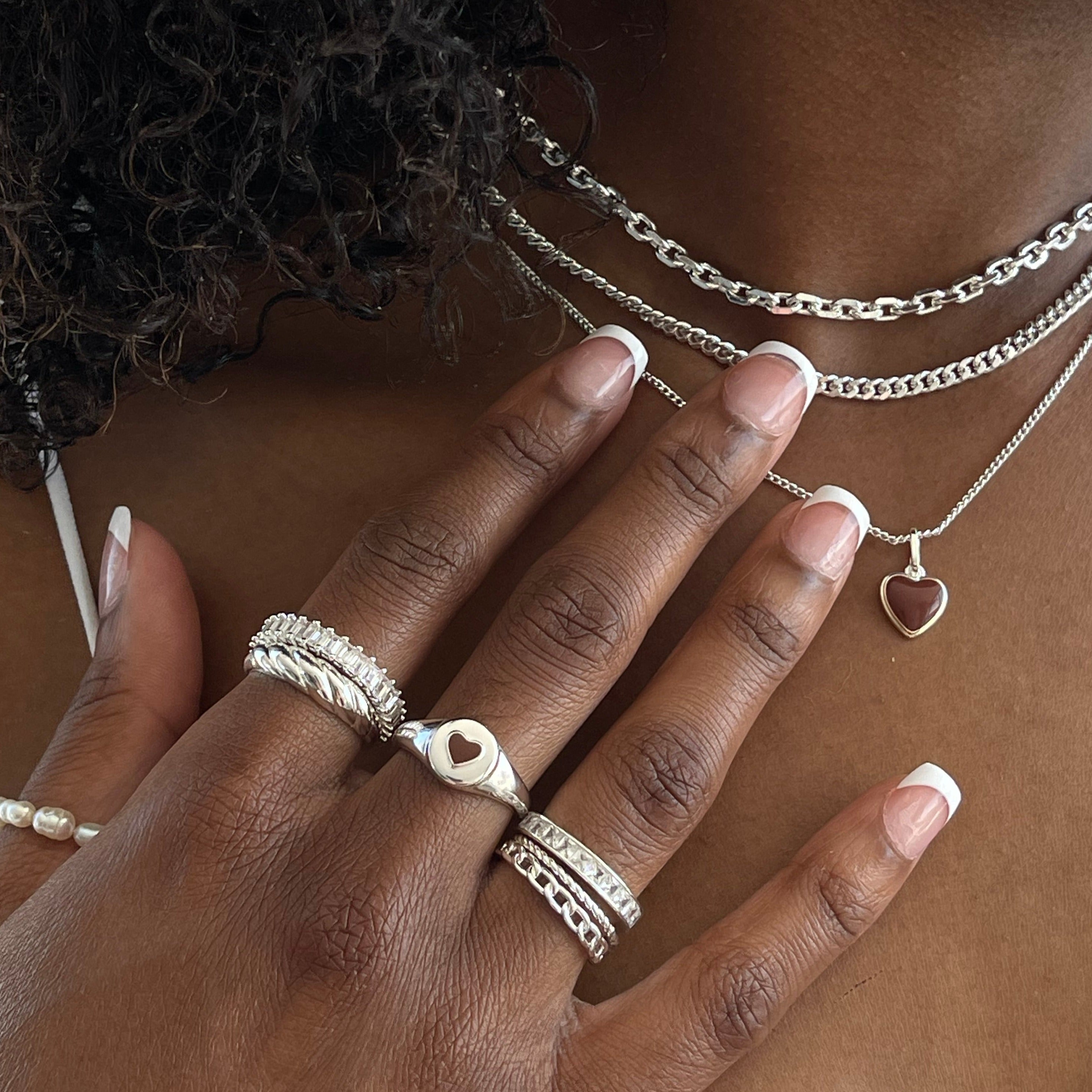 Affectionate Elegance – Love Actually Necklace