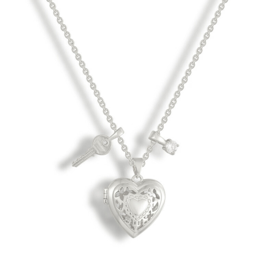Key to Elegance – Luxe Necklace