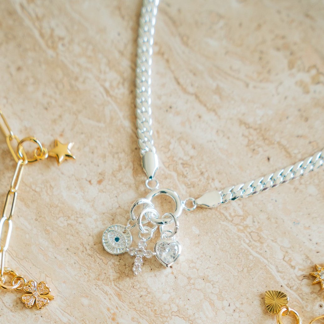 “Marigold Charm – Timeless Elegance Redefined”