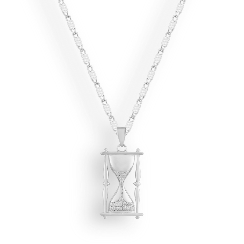 Timeless Elegance – Moment Necklace