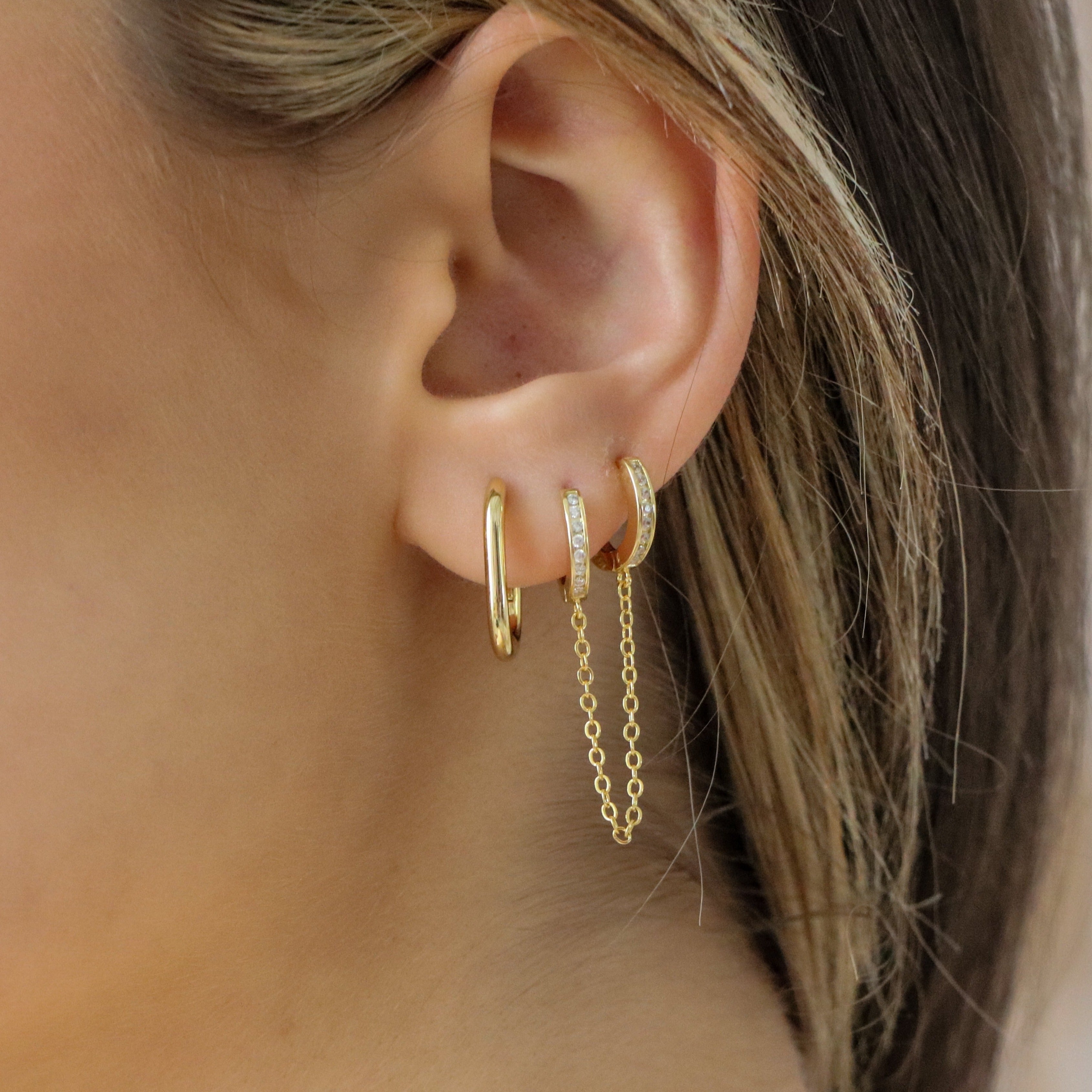 Radiant Charm – Luxe Earring Delight