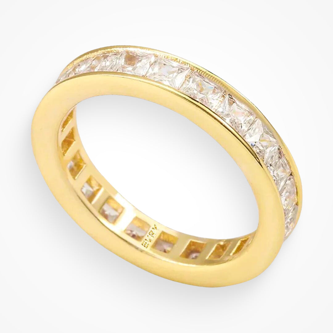 Regal Charm – Exquisite Princess Ring