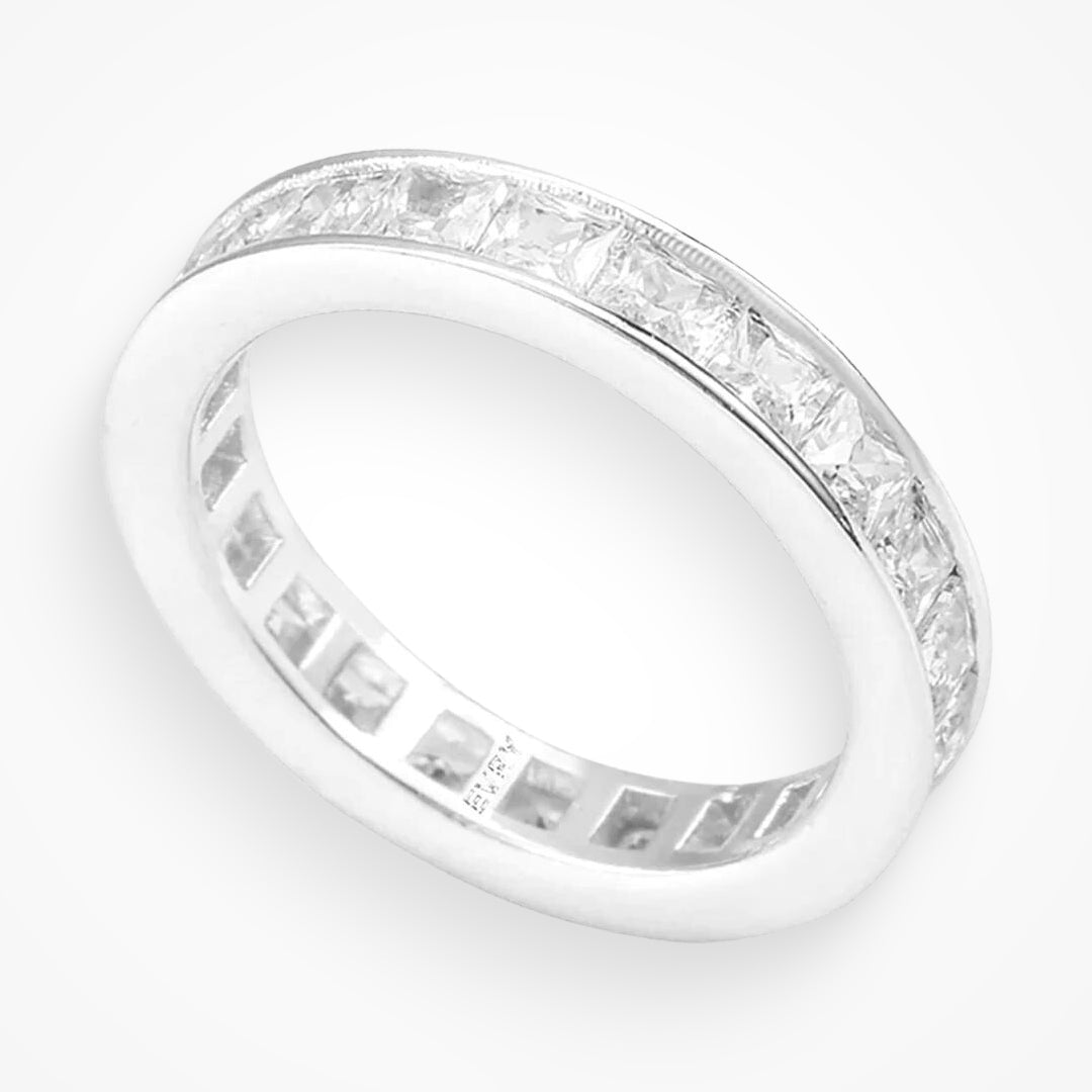 Regal Charm – Exquisite Princess Ring